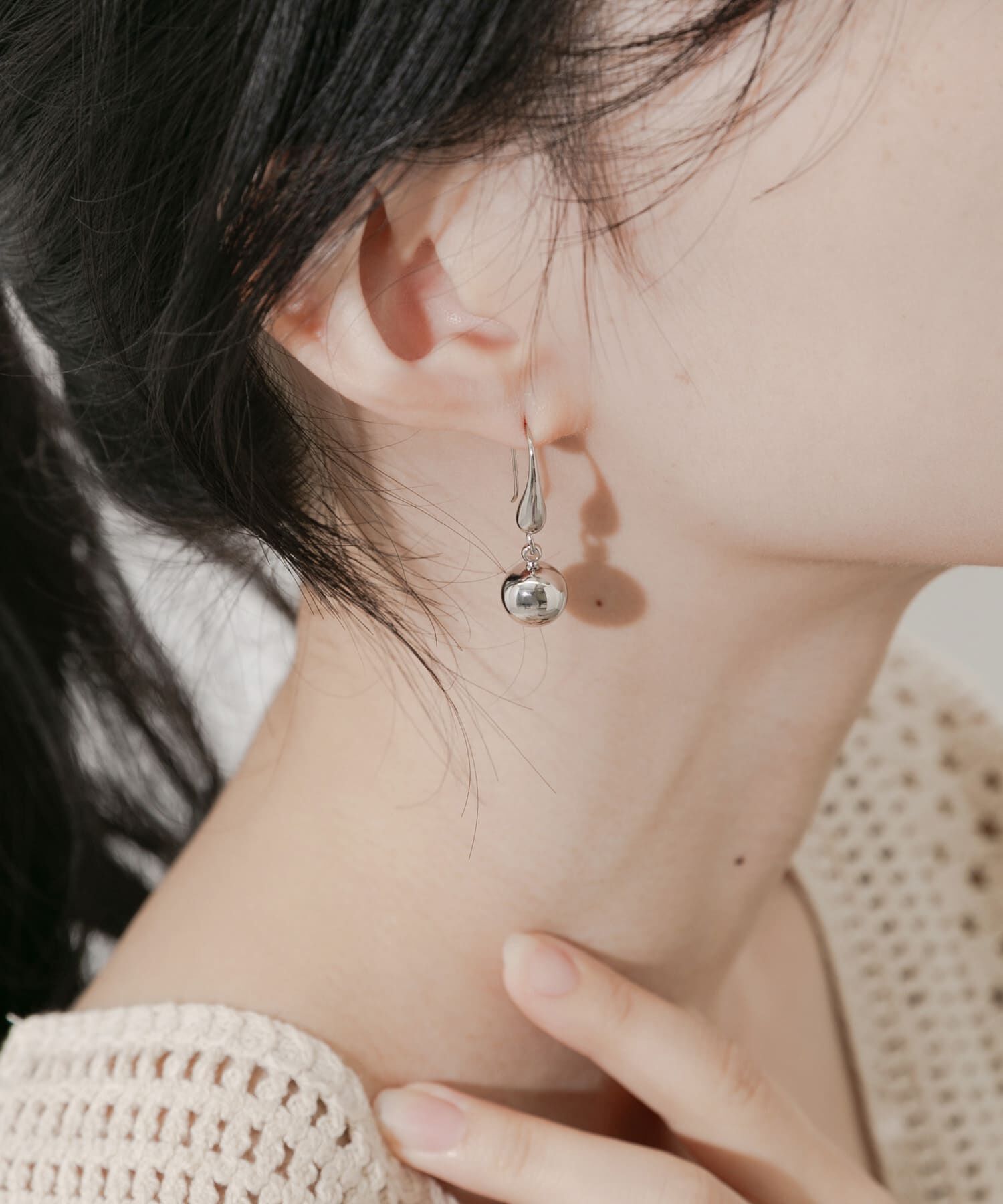 SMELLY「メタルボールドロップフックピアス」|ピアス|