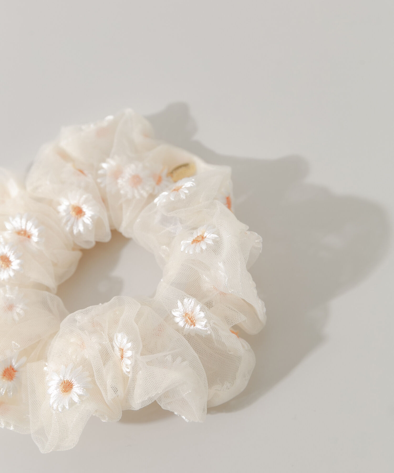 SMELLY「シアーフラワーシシュウシュシュ」|ヘアゴム・シュシュ|