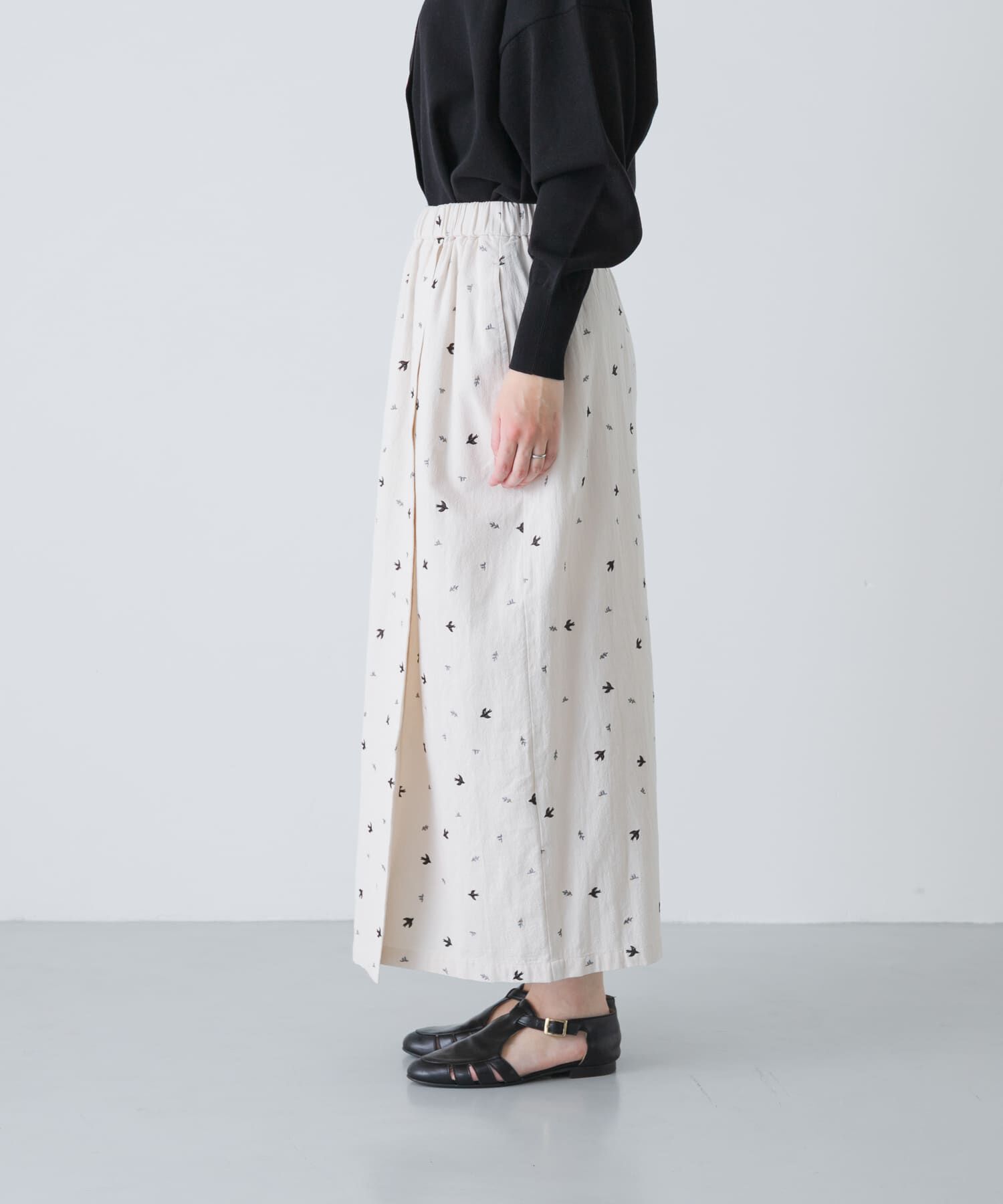 かぐれ「ツバメ刺繍ラップスカート」|スカート|