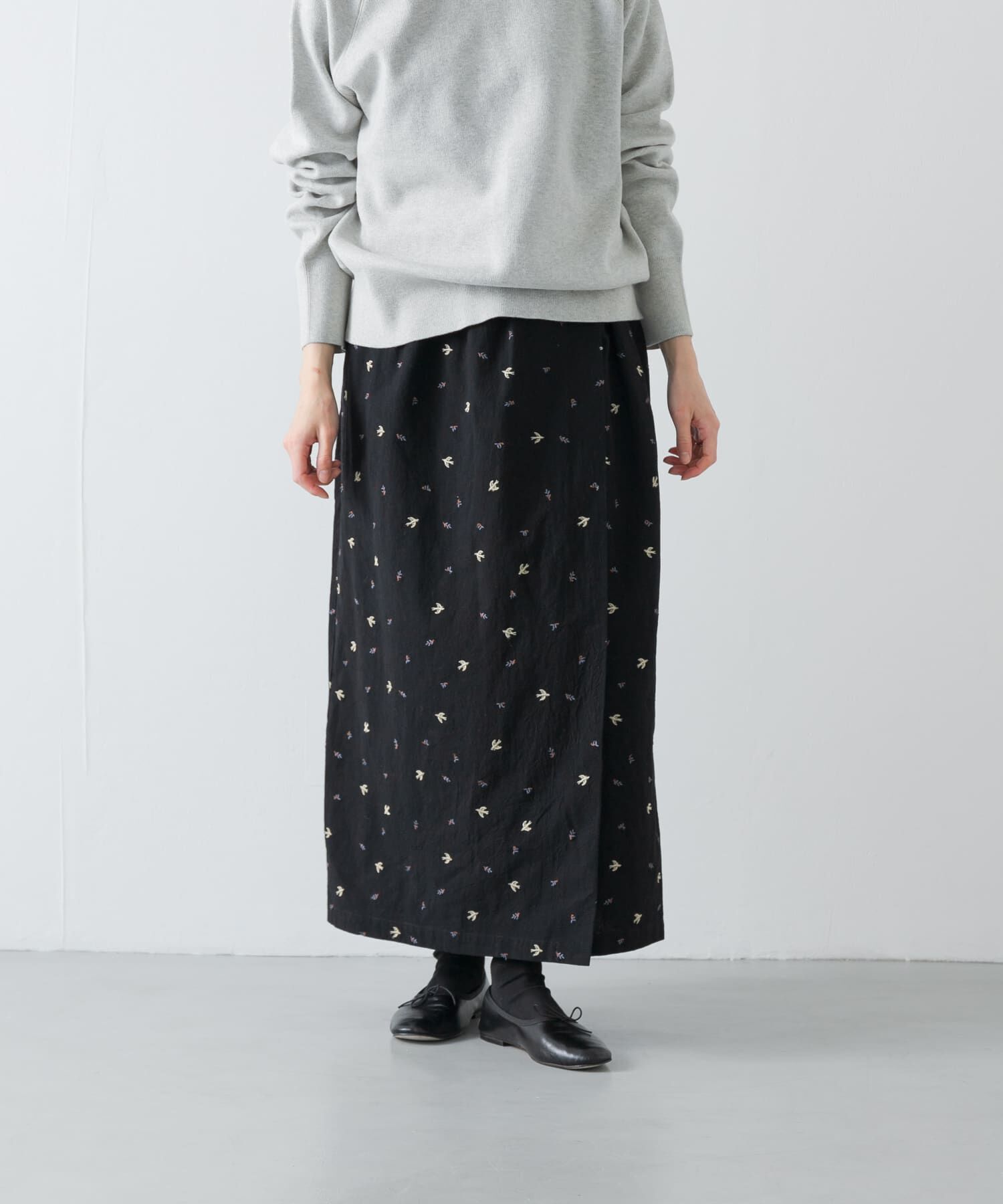 かぐれ「ツバメ刺繍ラップスカート」|スカート|