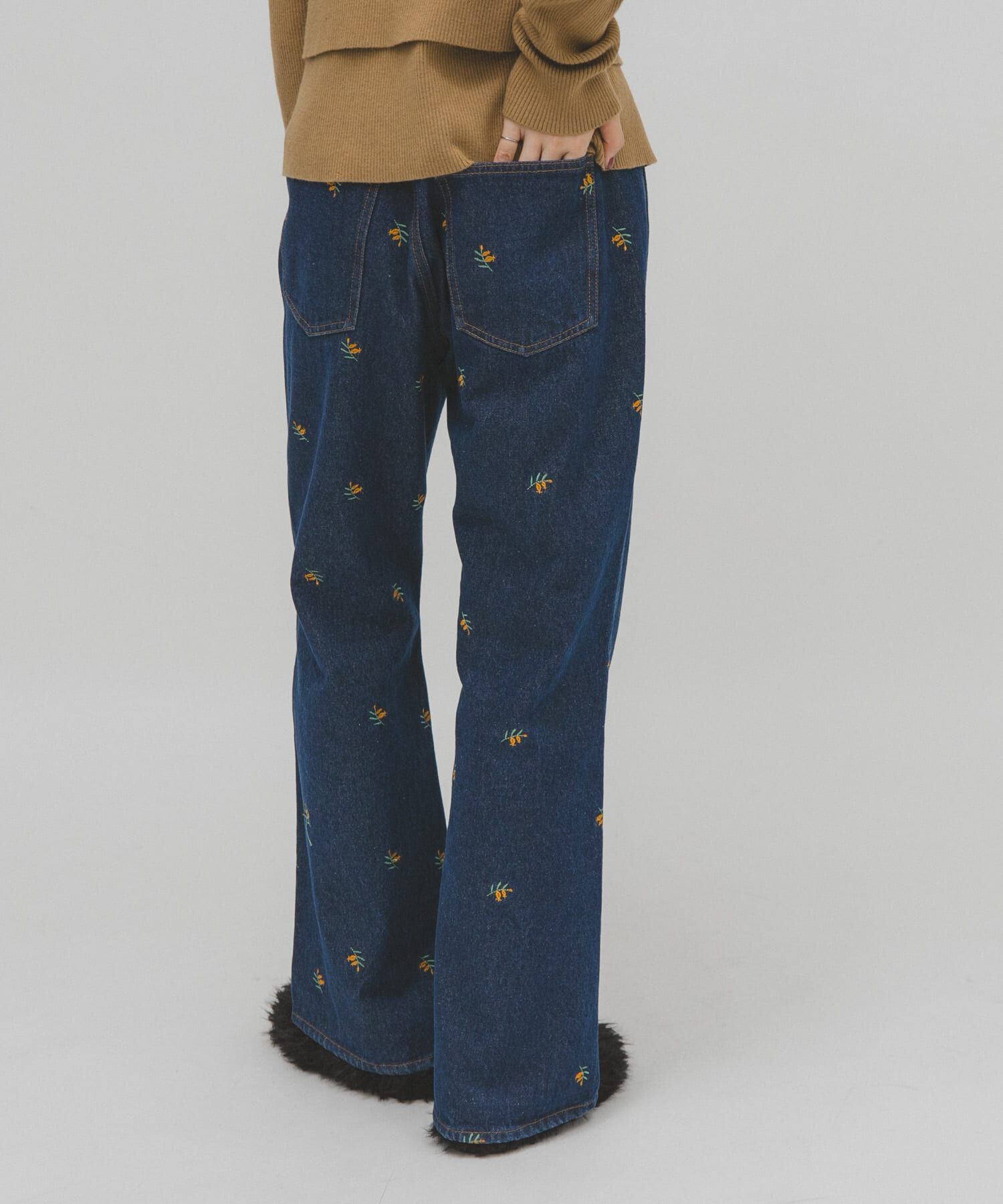  「シームポケットフレアデニム」|デニム|