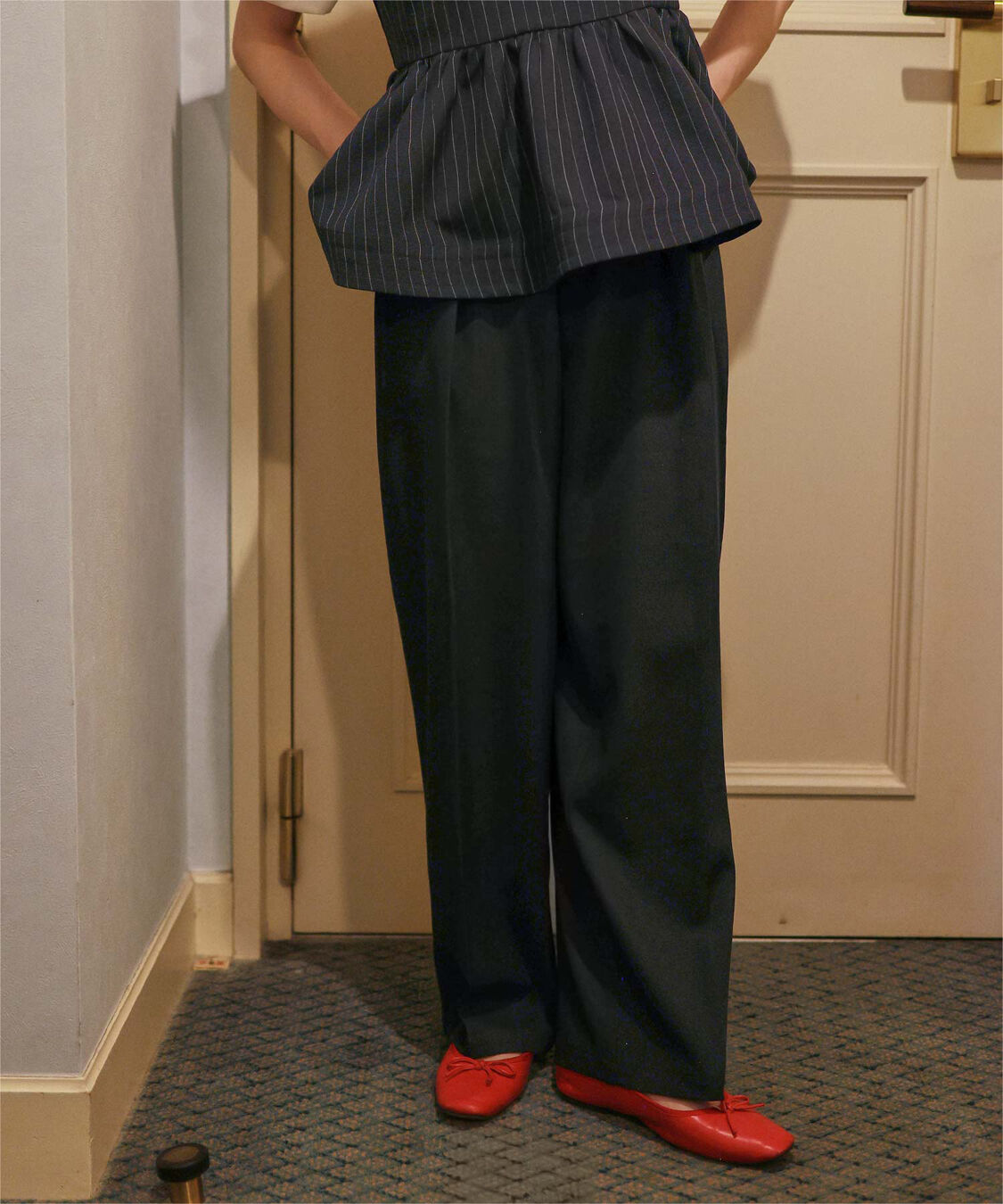 titivate「インタックセンタープレスワイドパンツ」|スラックス|