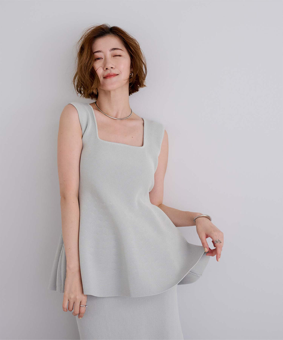 ur's「前後2wayスポンディッシュスクエアネックペプラムニット」|ニット・セーター|