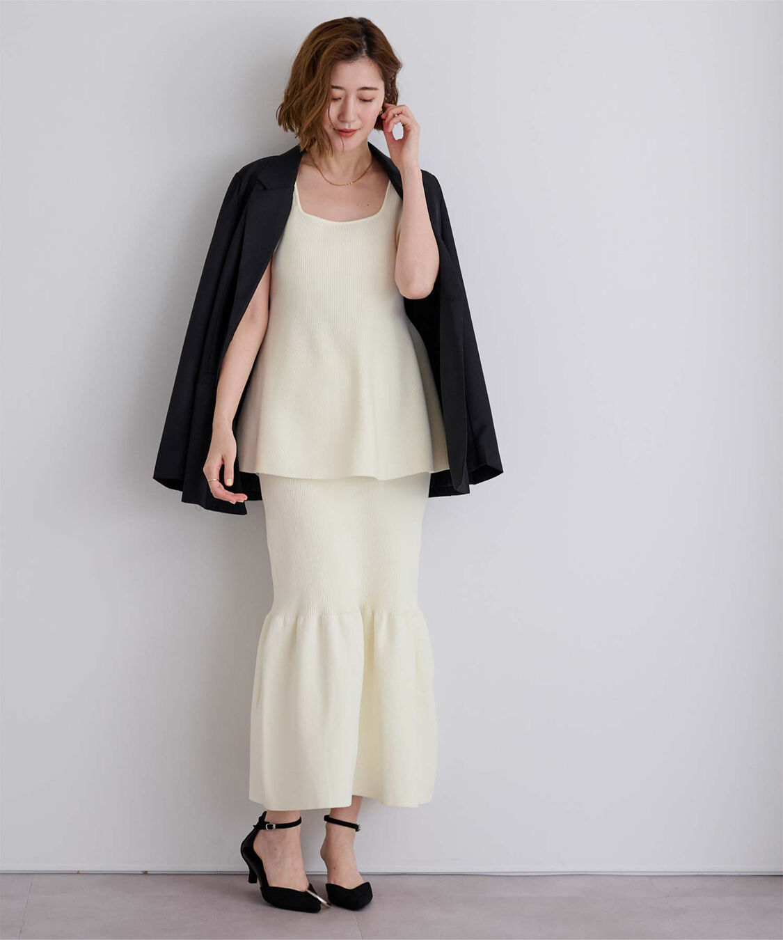 ur's「前後2wayスポンディッシュスクエアネックペプラムニット」|ニット・セーター|