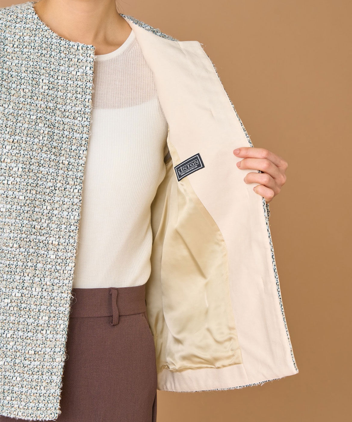 INED「ツイードジャケット《LINTON》」|ノーカラージャケット|