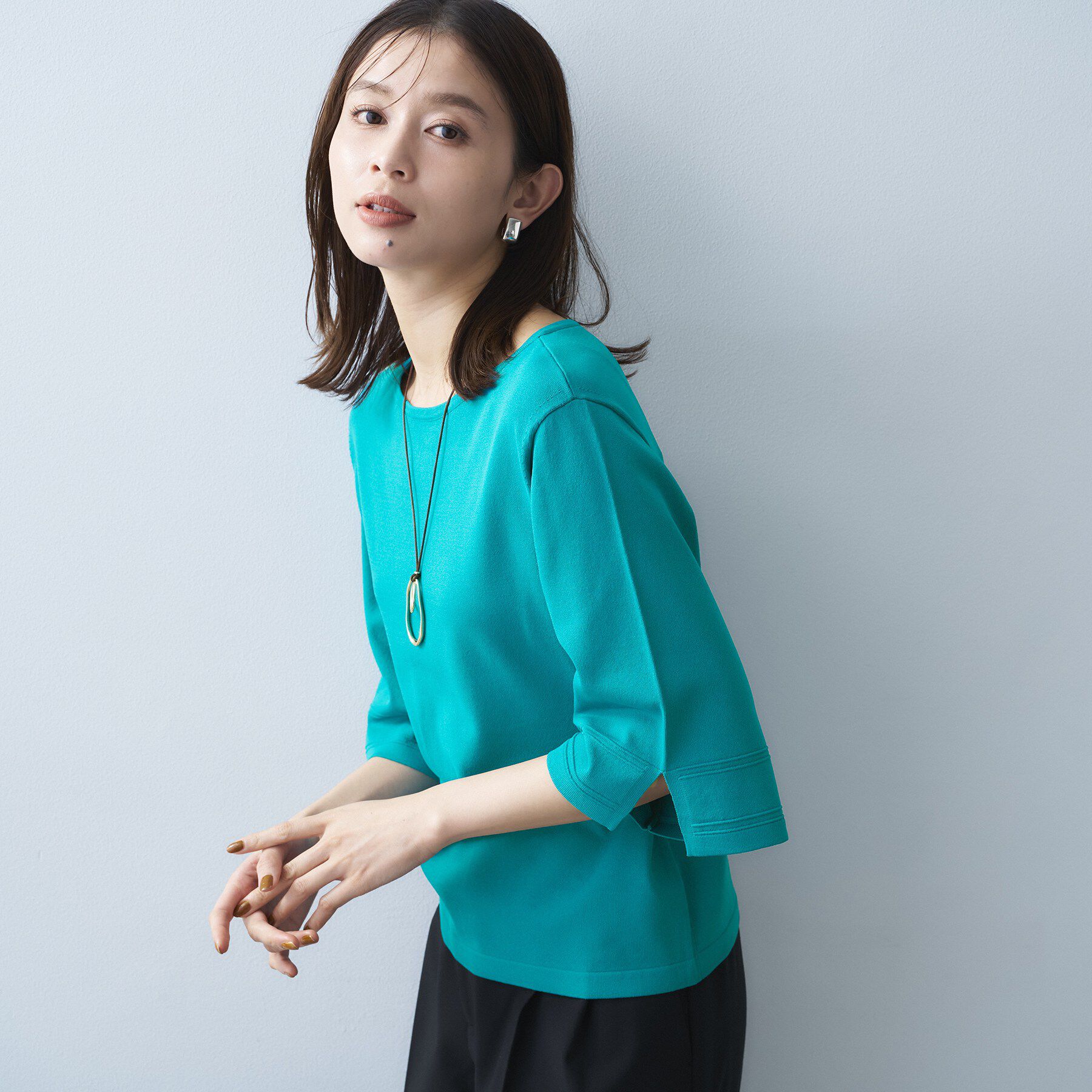 UNTITLED「袖スリットニットプルオーバー」|ニット・セーター|