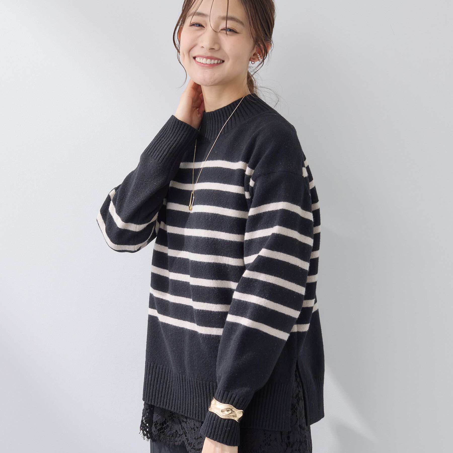 INDIVI「【カシミヤ混】ミドルゲージ ハイネックニット」|ニット・セーター|ブラック(319)