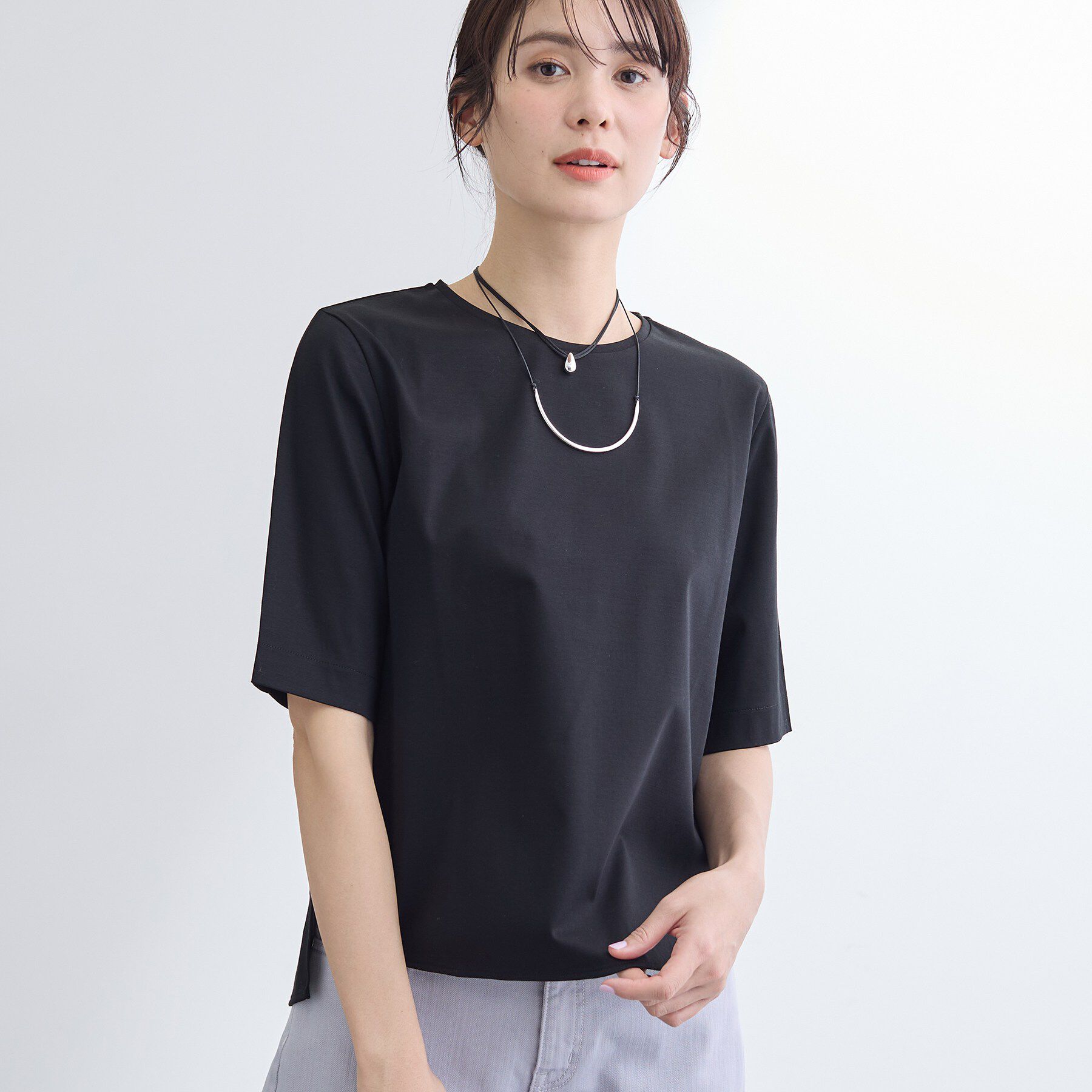 INDIVI「【抗菌防臭／消臭】上品光沢コットンTシャツ」|Tシャツ・カットソー|