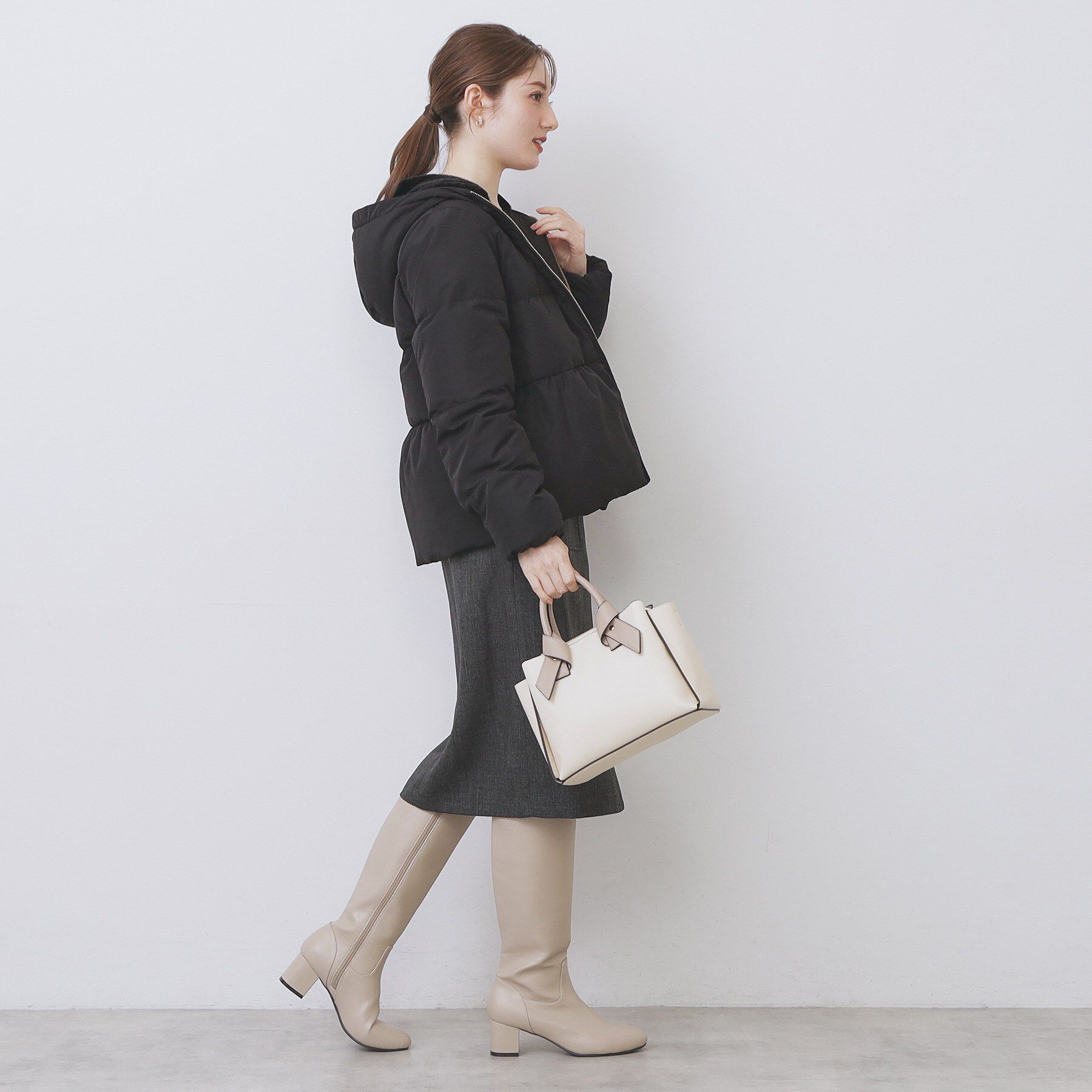 index「KAWADAダウンペプラムショートコート【撥水/洗濯機OK/静電気防止裏地】」|ダウン|