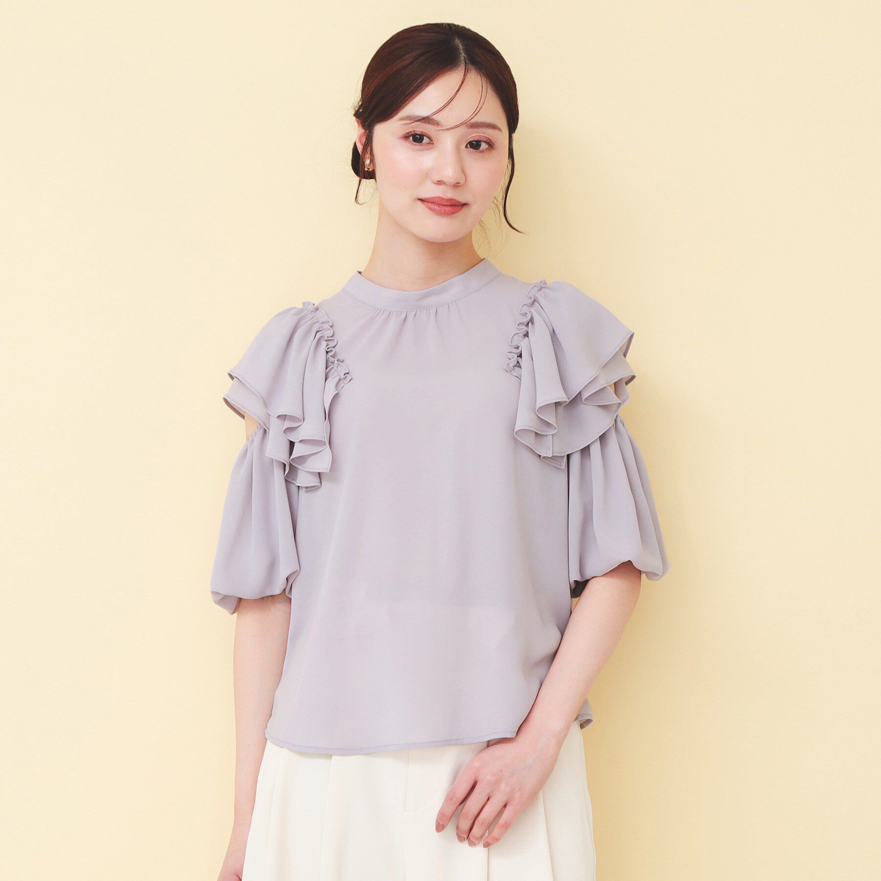 index「フリルスリットバルーンスリーブブラウス【洗濯機OK/イージーアイロン/防シワ】」|シャツ・ブラウス|