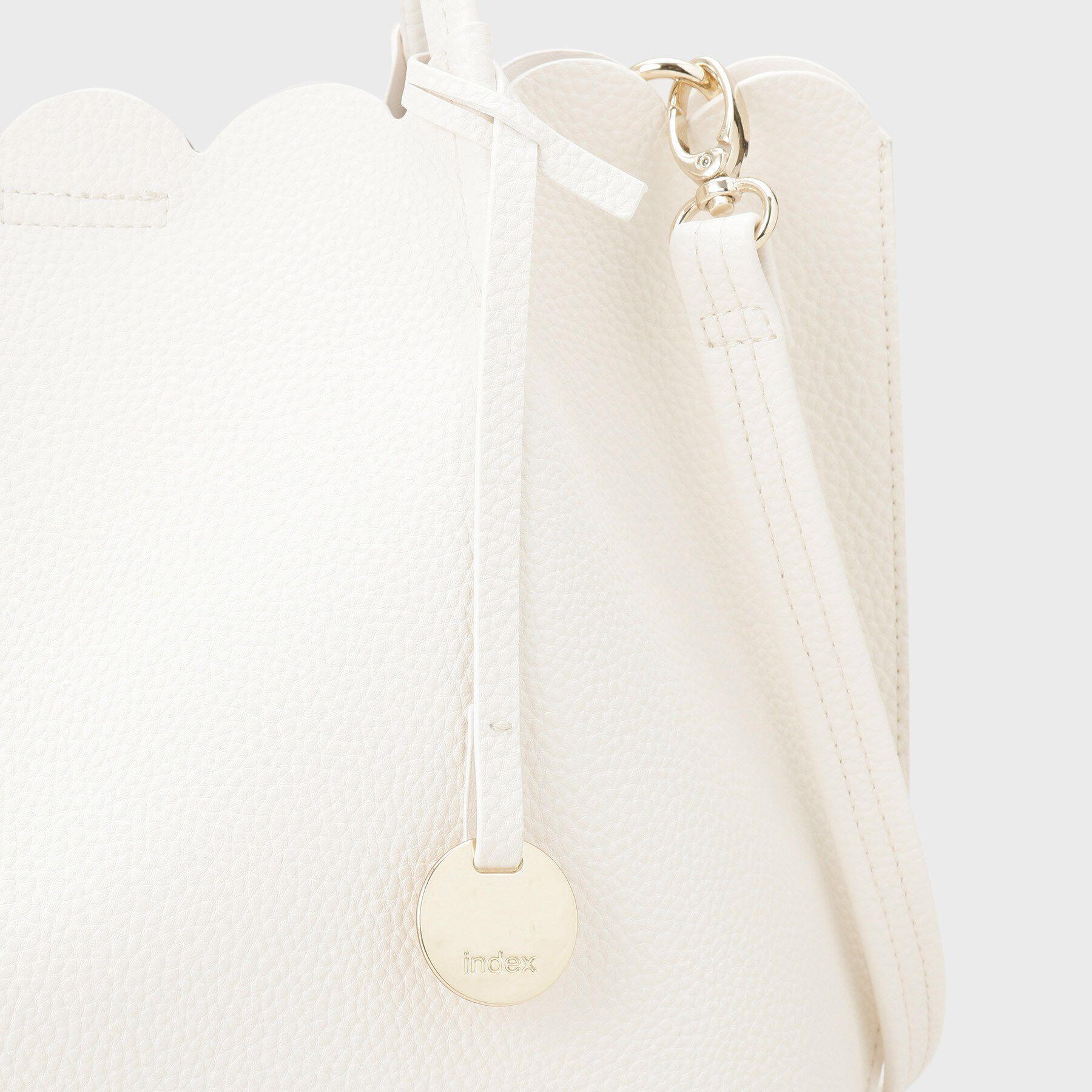 index「【2WAY】軽量合皮スカラップデザインミドルトートバッグ」|トートバッグ|