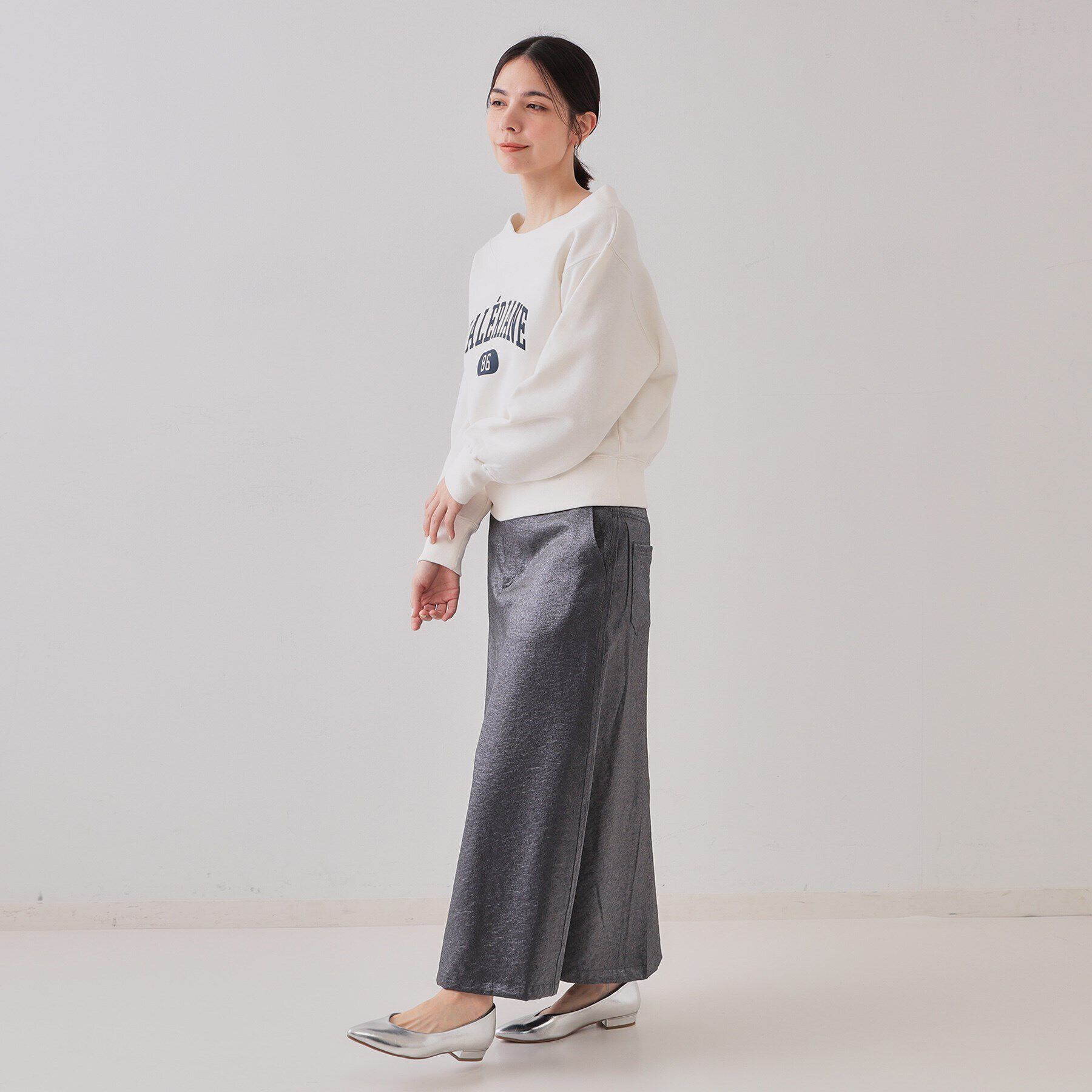 OPAQUE.CLIP「カレッジロゴスウェット【洗濯機洗い可】」|パーカー|