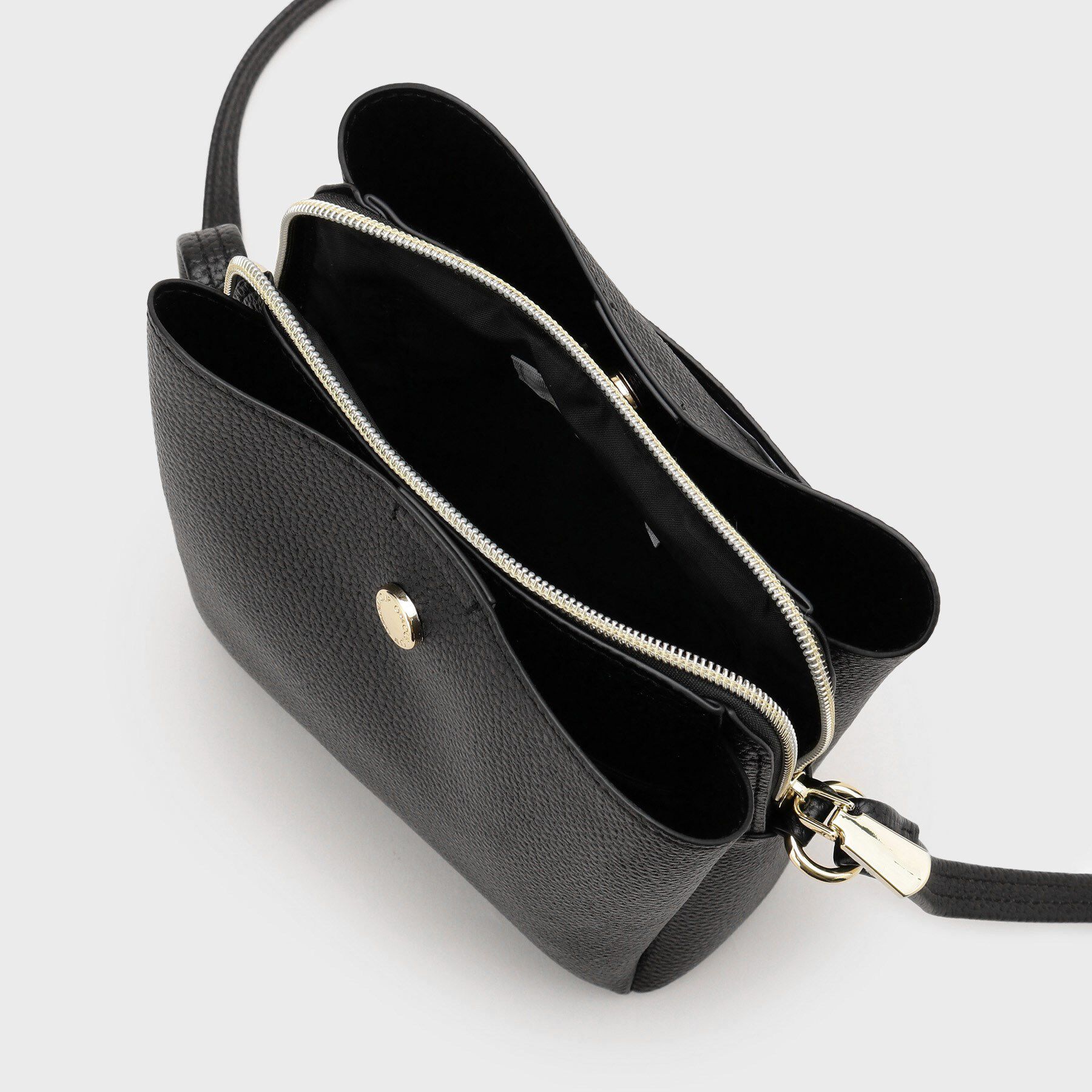 OPAQUE.CLIP「シュリンク合皮3層ミニショルダーバッグ【軽量／長さ調整可能】」|ショルダー・メッセンジャー|