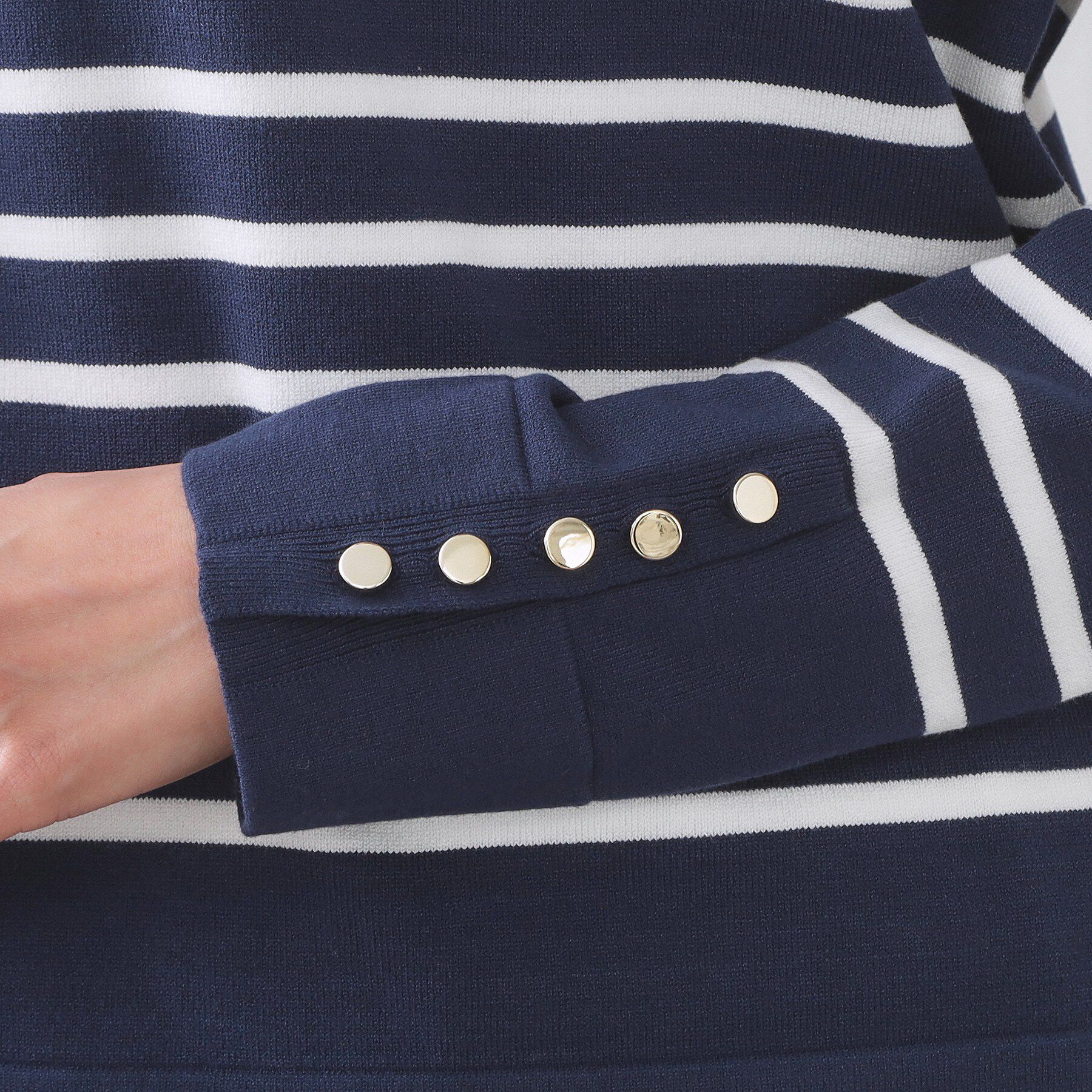 OPAQUE.CLIP「金ボタン使いリラクシーニット【洗濯機OK】」|ニット・セーター|