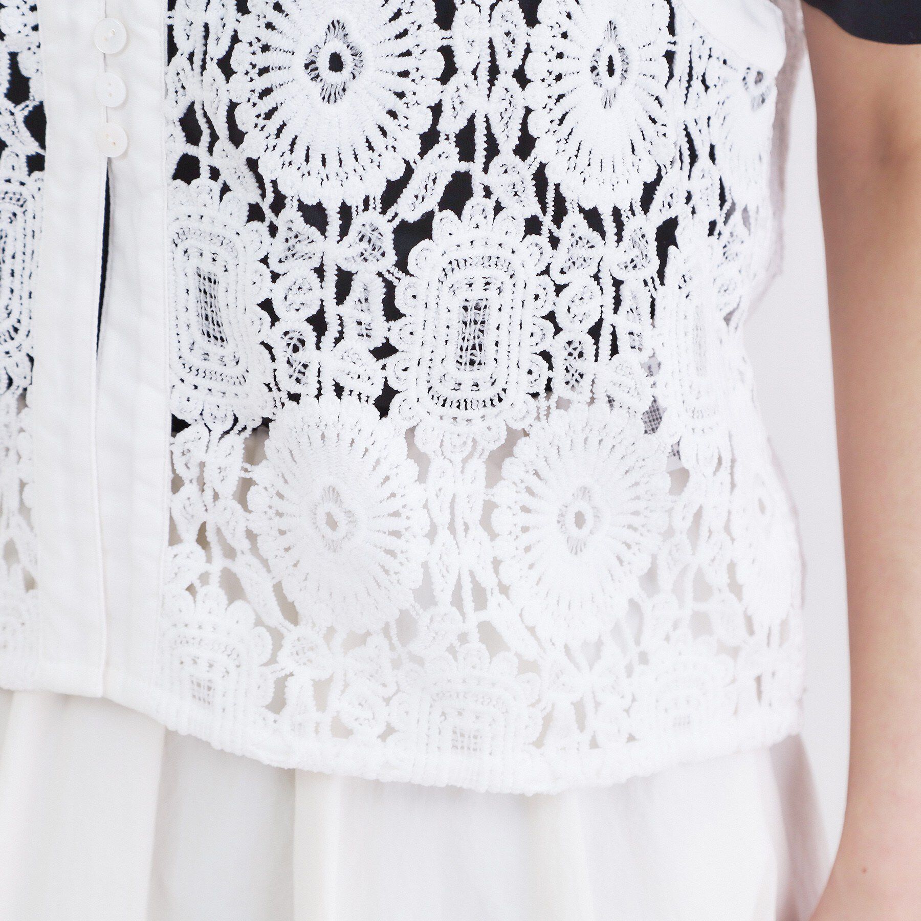 OPAQUE.CLIP「レースVネックベスト」|ベスト・ジレ|