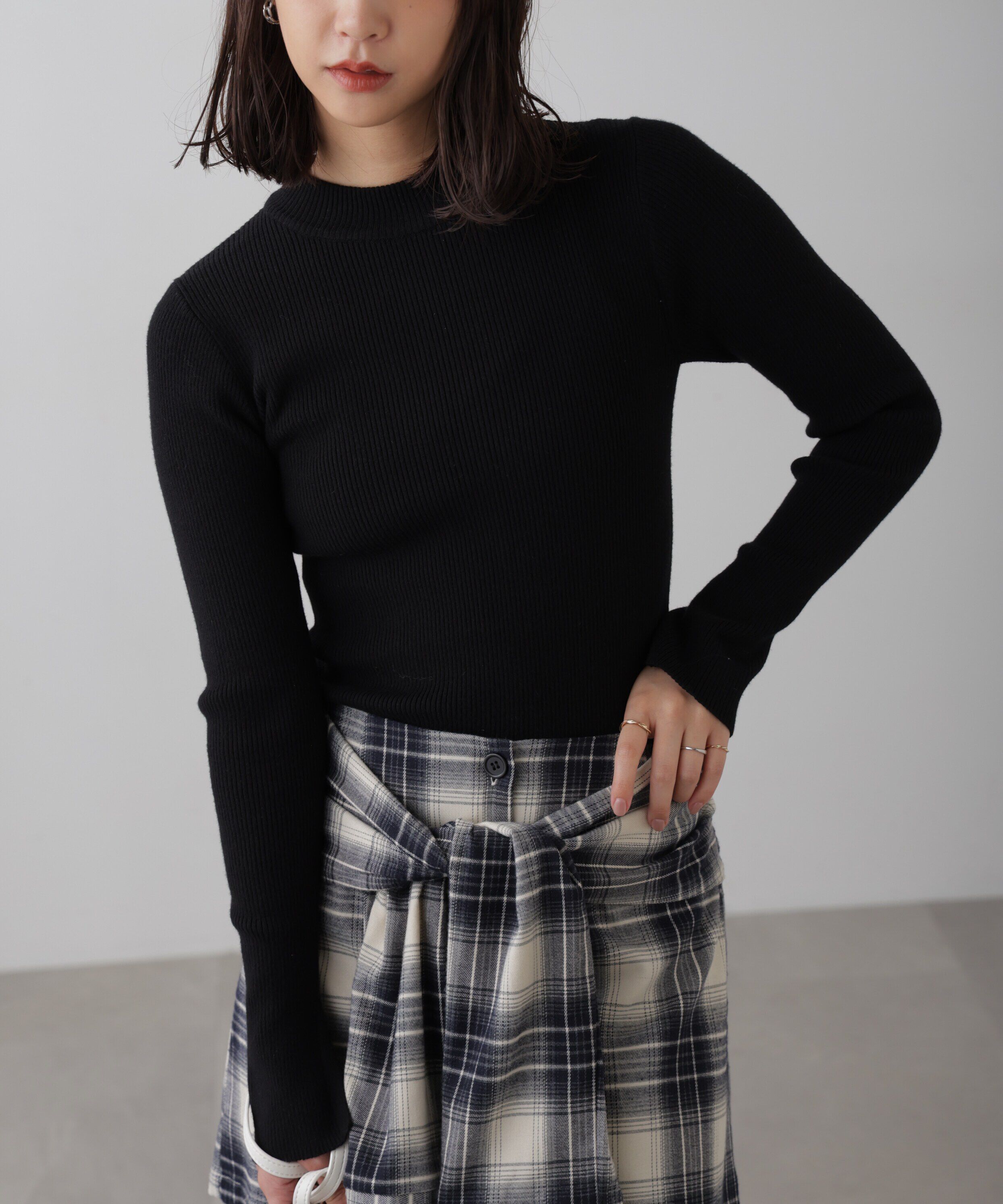  「〈洗える〉マシンウォッシャブルボトルネックニット」|ニット・セーター|