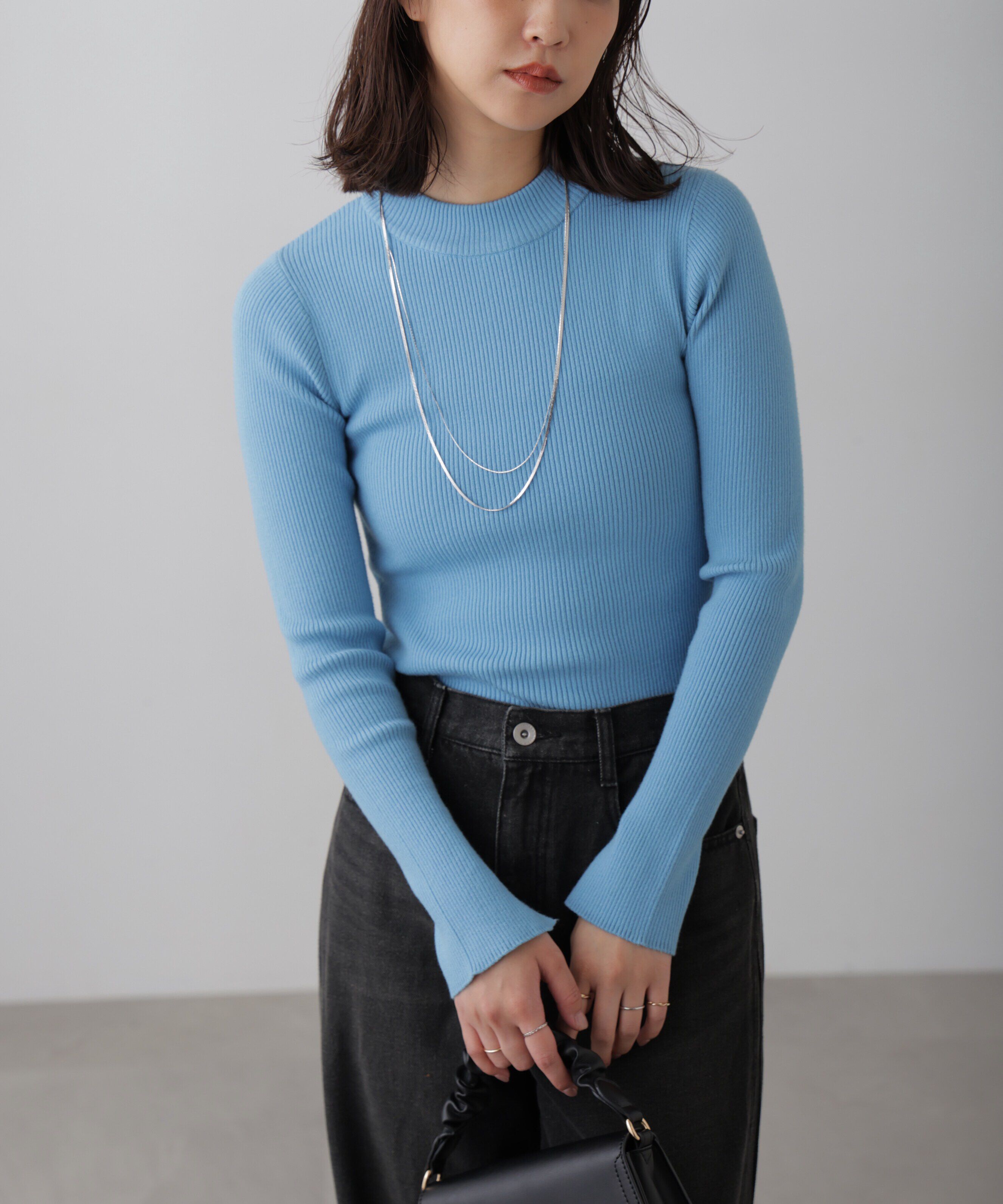  「〈洗える〉マシンウォッシャブルボトルネックニット」|ニット・セーター|ブルー