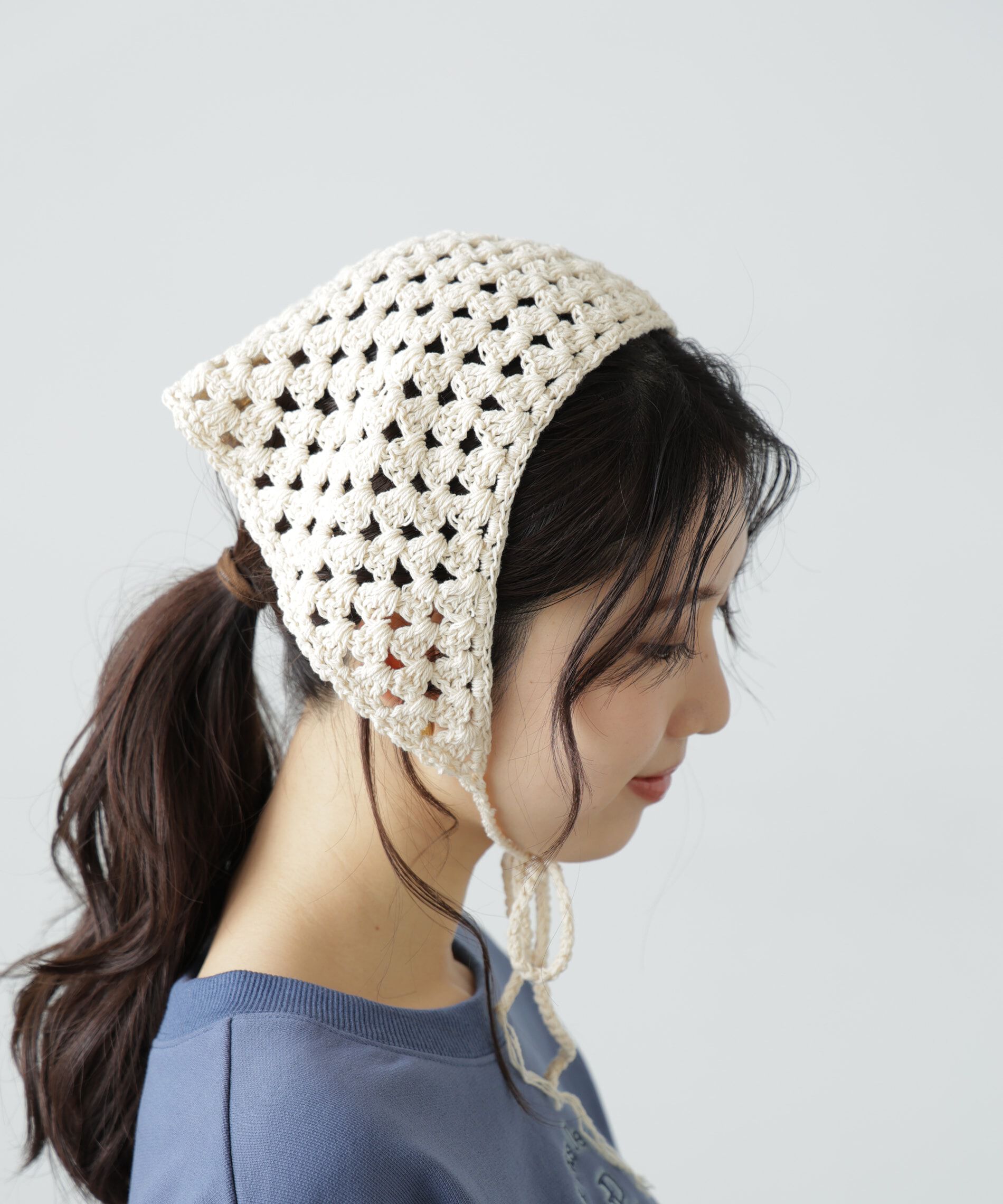  「編みバブーシュカ」|ハンカチ|