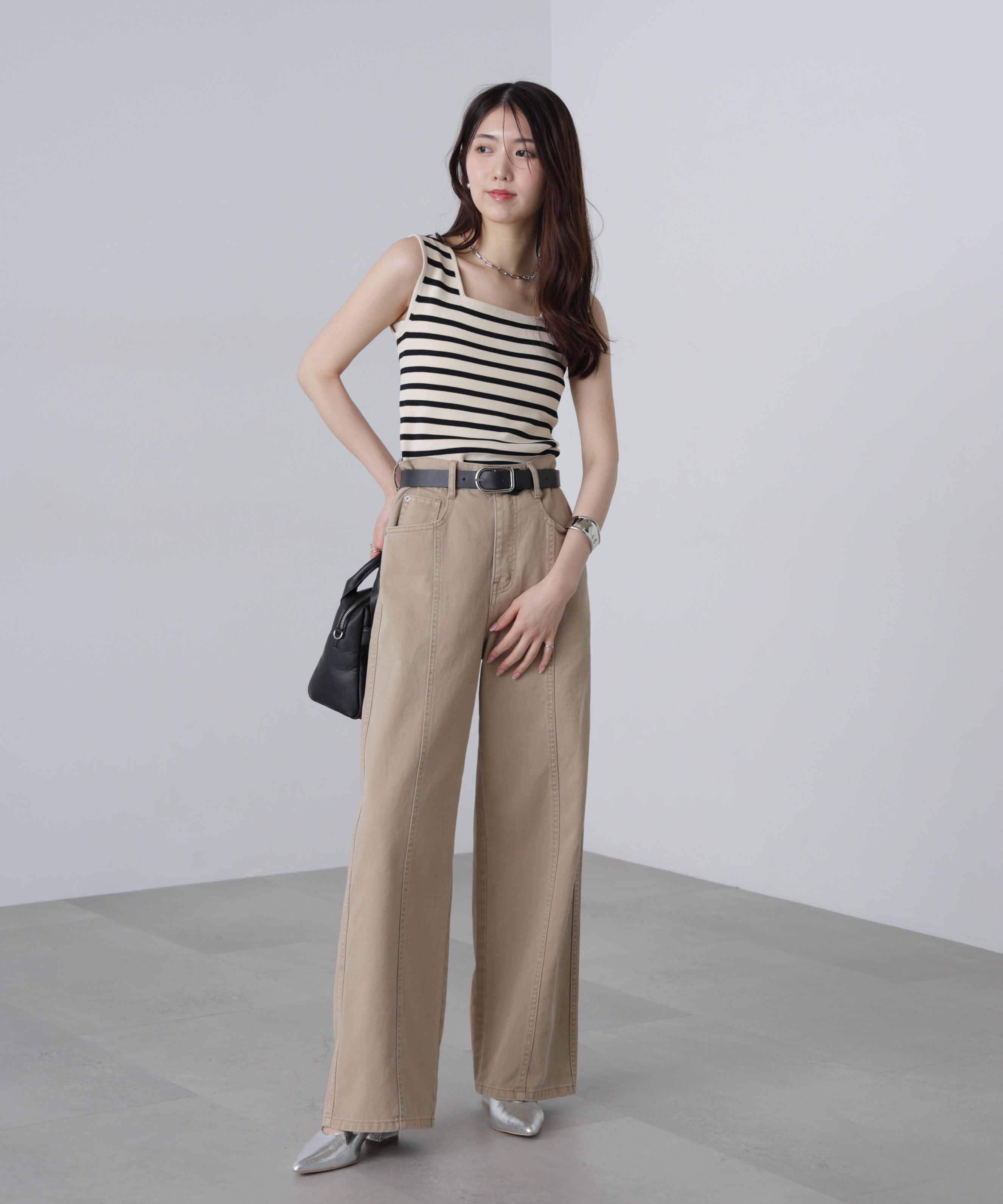  「〈洗える〉マシンウォッシャブル総針スクエアネックタンクニット」|ニット・セーター|