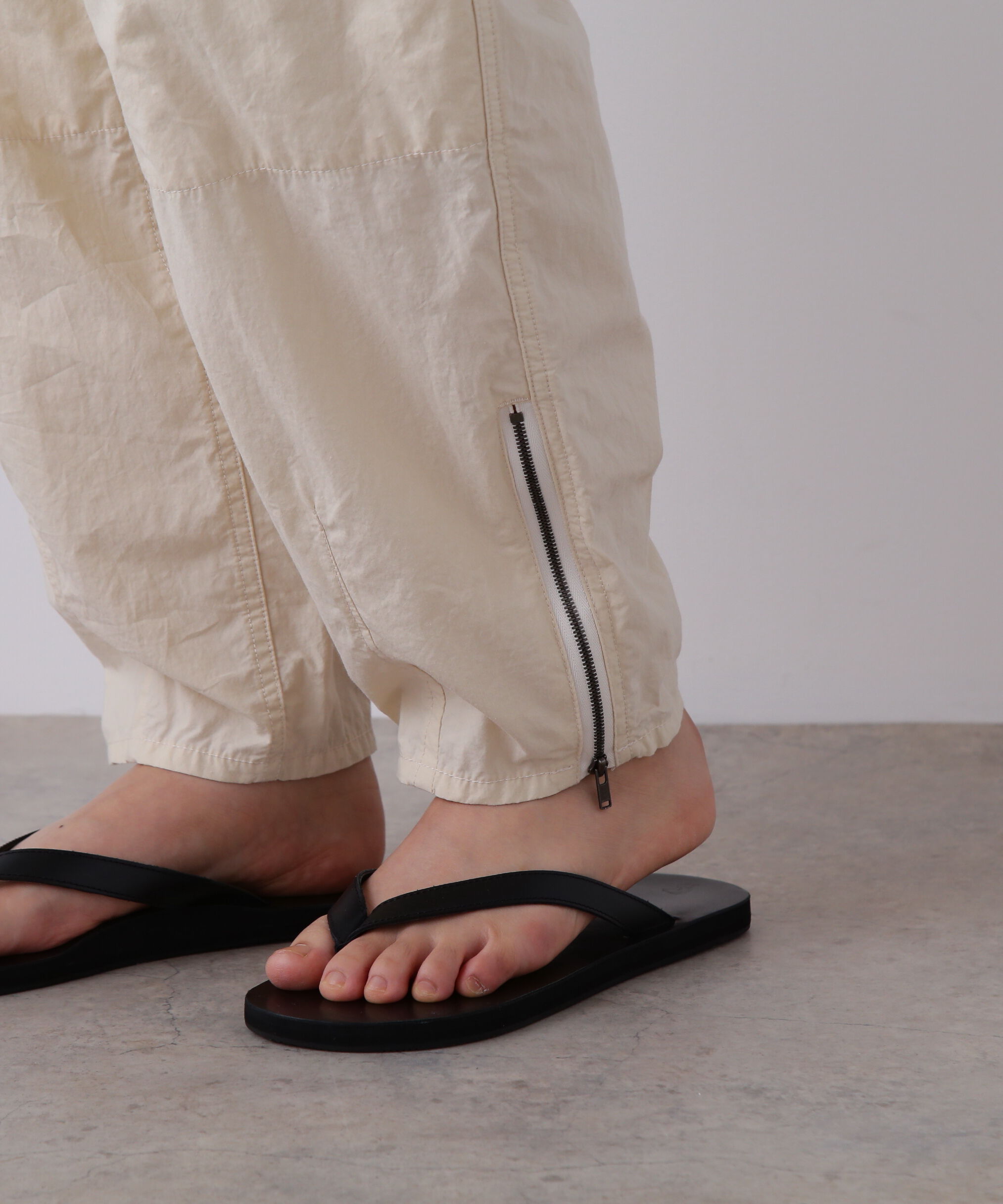 YLEVE 「YLEVE / HIGH DENSITY TYPEWRITER COTTON CARGO PANTS」|その他|