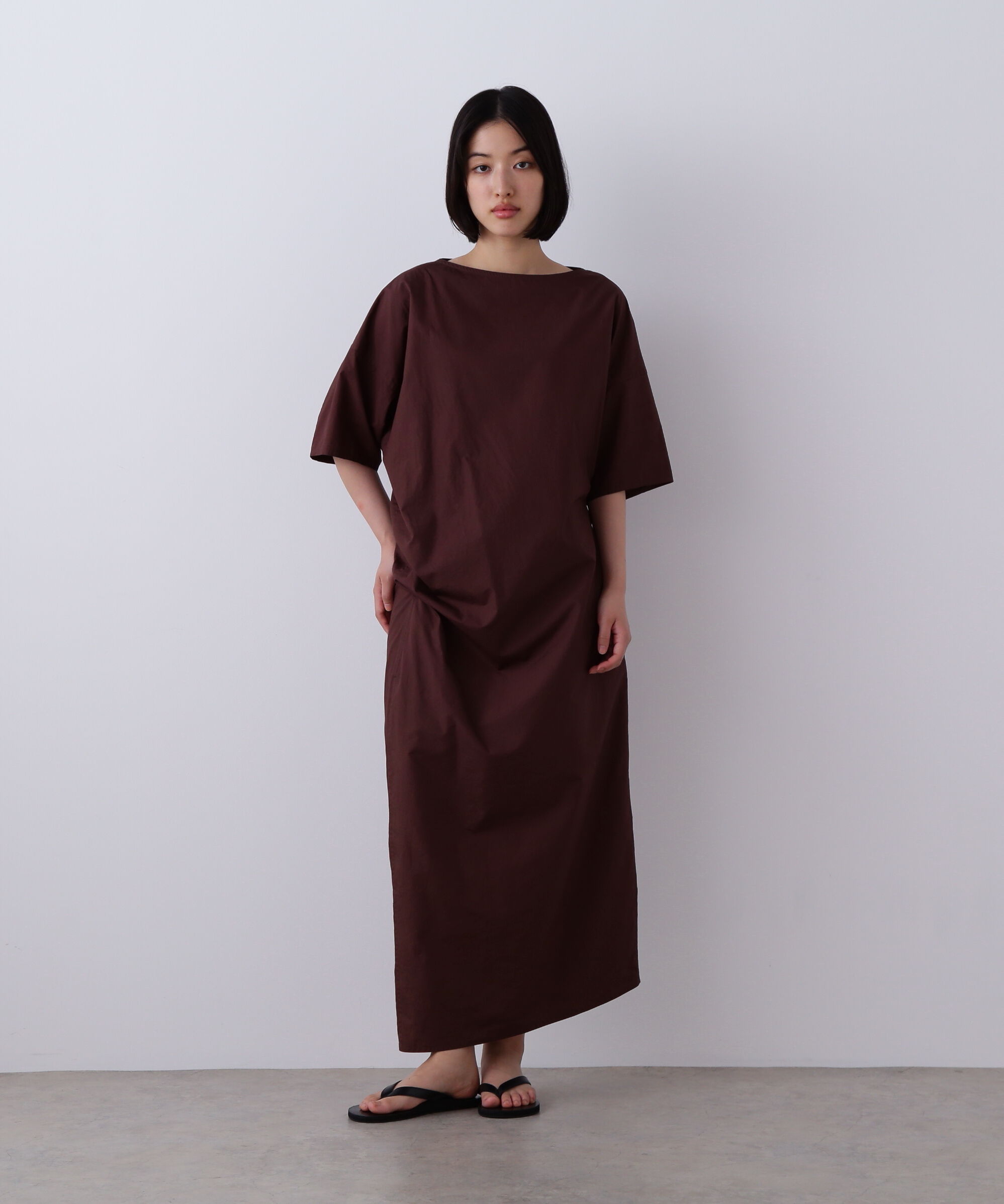 YLEVE 「YLEVE / FINX COTTON WEATHER ASYMMETRY ONE PIECE」|ワンピース|ワイン