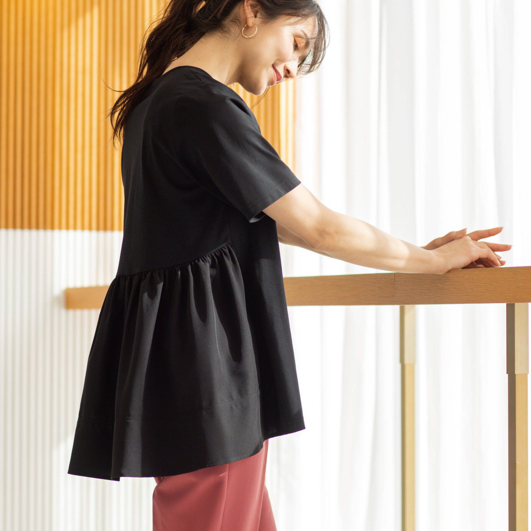 SHOO･LA･RUE「バックギャザーペプラムTシャツ」|Tシャツ・カットソー|