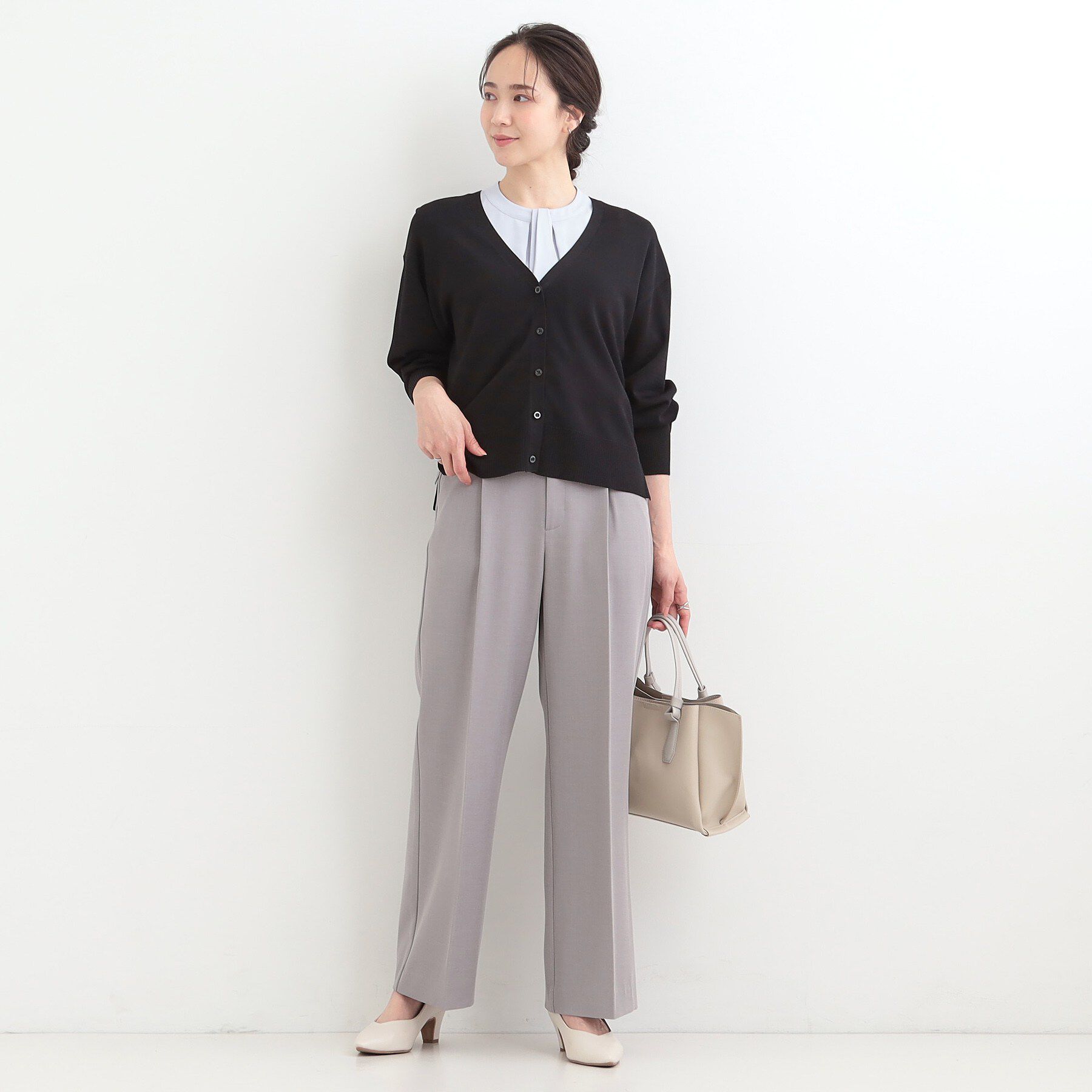 SHOO･LA･RUE「【洗濯機可/ひんやり/UV】さらっとしたタッチが心地よい ショートVカーディガン」|カーディガン|