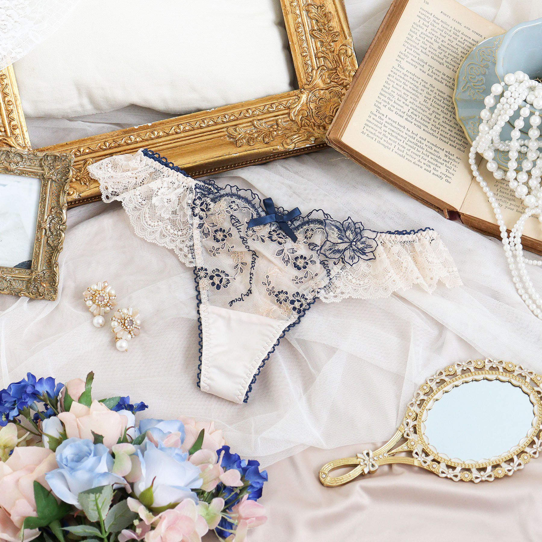 Risa Magli「アルベルタ Tバック」|インナー|ネイビー(094)