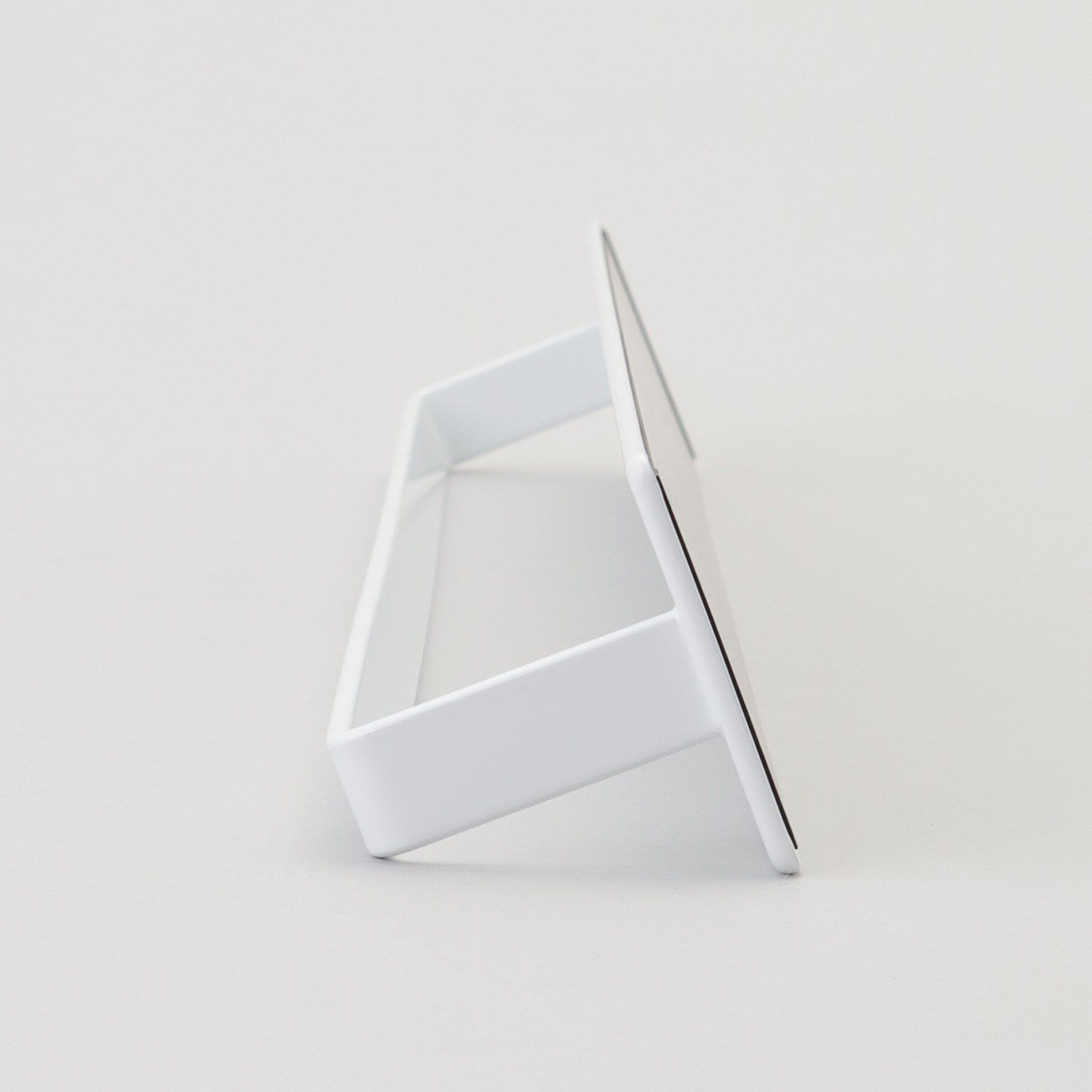 212 KITCHEN STORE「マグネットバスルームタオルハンガー タワーワイド WH 山崎実業 ＜tower  タワー＞」|食器・キッチングッズ|