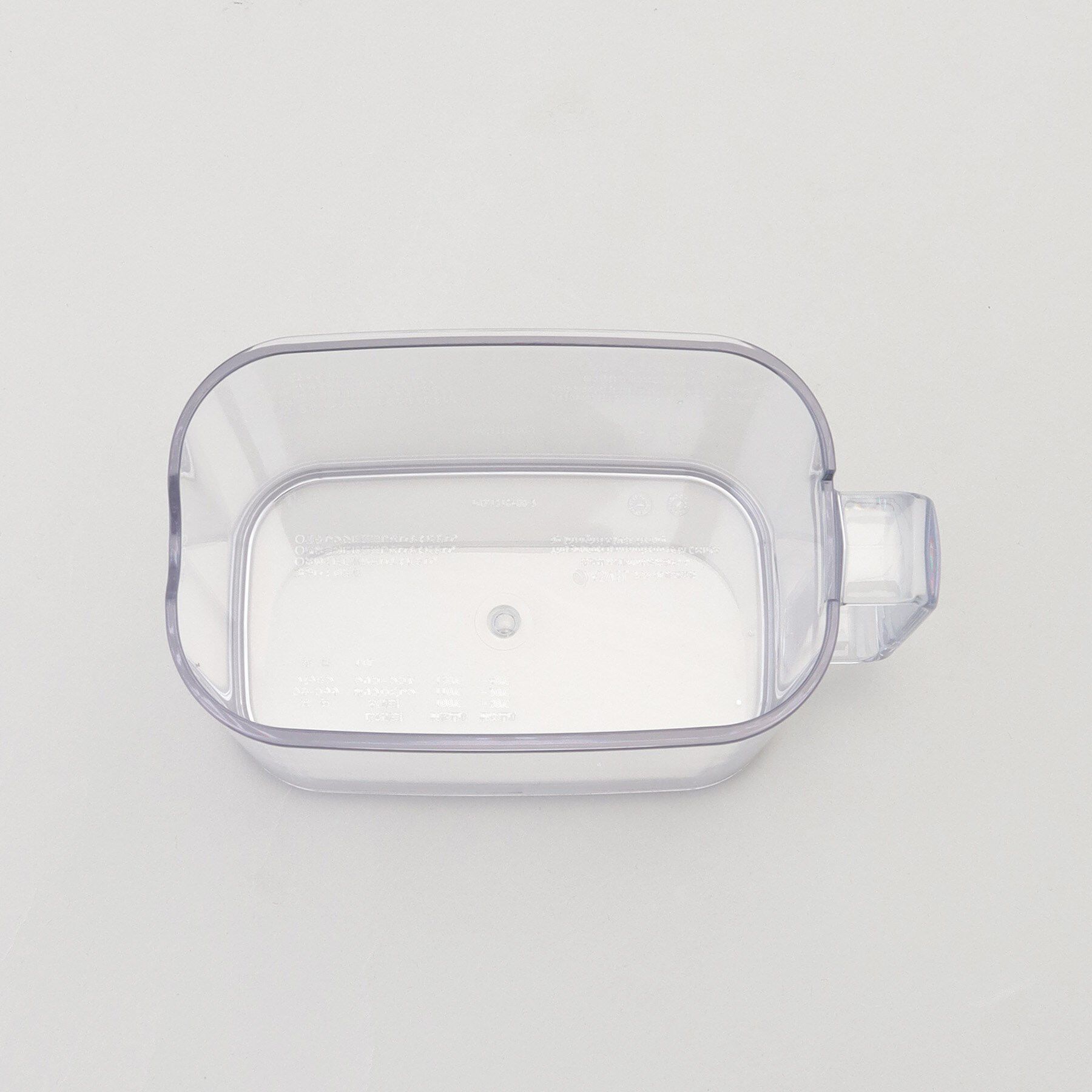 212 KITCHEN STORE「棚に収まる冷水筒 1.0L WH」|グラス・マグカップ|