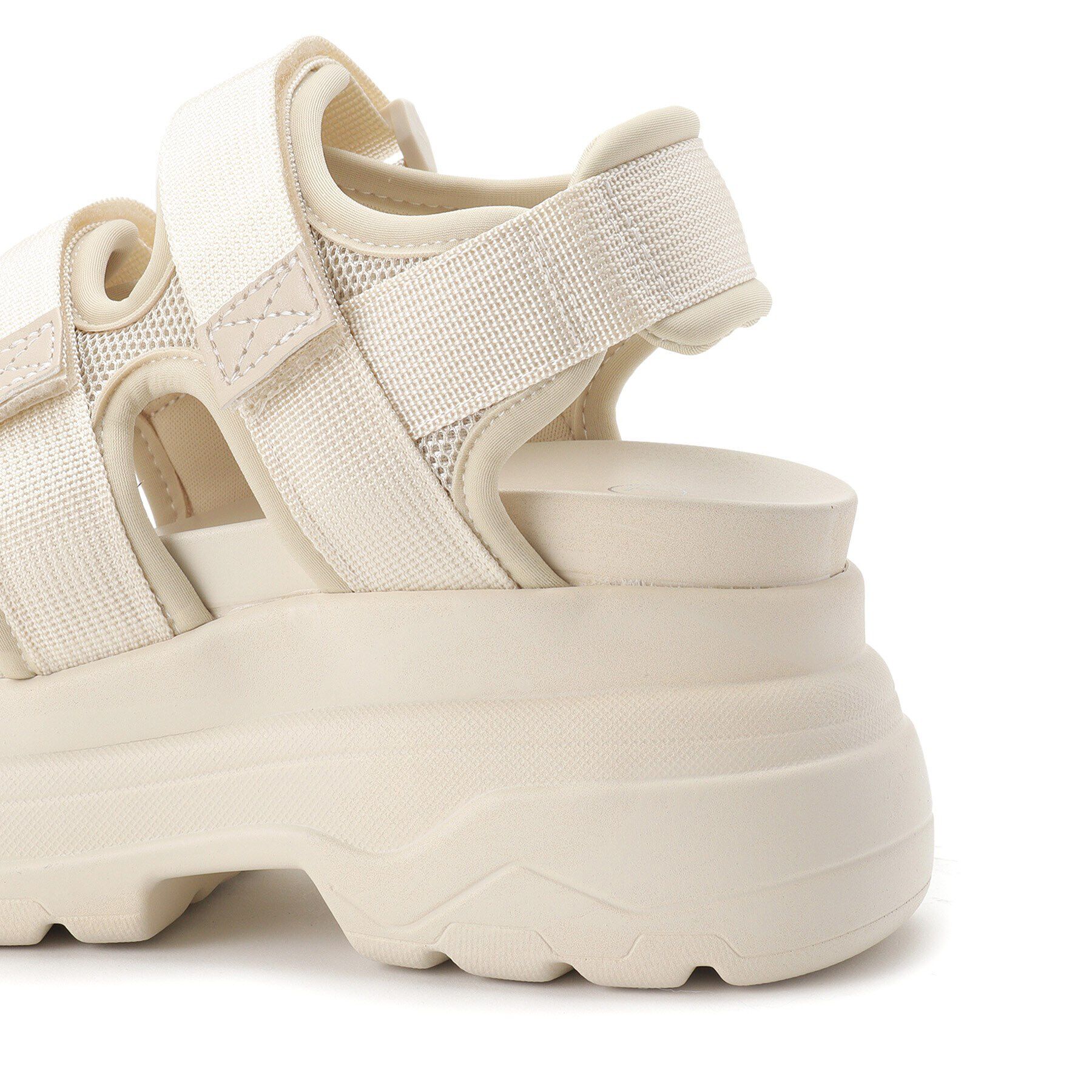 csT&P「軽量厚底2段ソール スポーツサンダル」|サンダル|