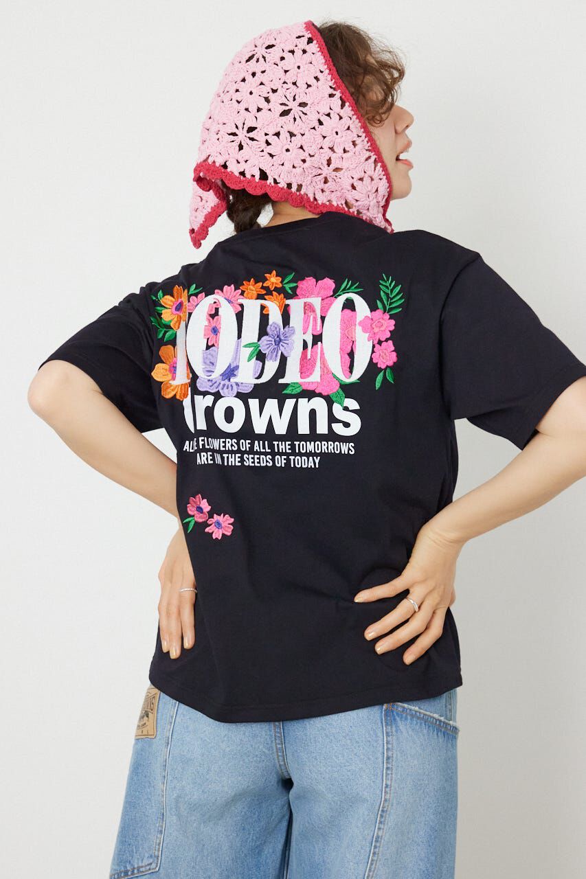 RODEO CROWNS「Flower Bloom Embroidery Tシャツ」|Tシャツ・カットソー|