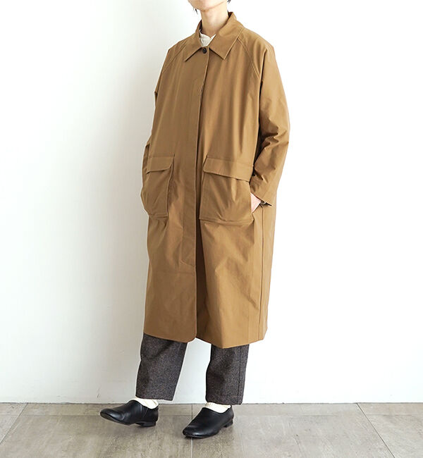 休日と詩「休日のドライブコート」|ステンカラーコート|