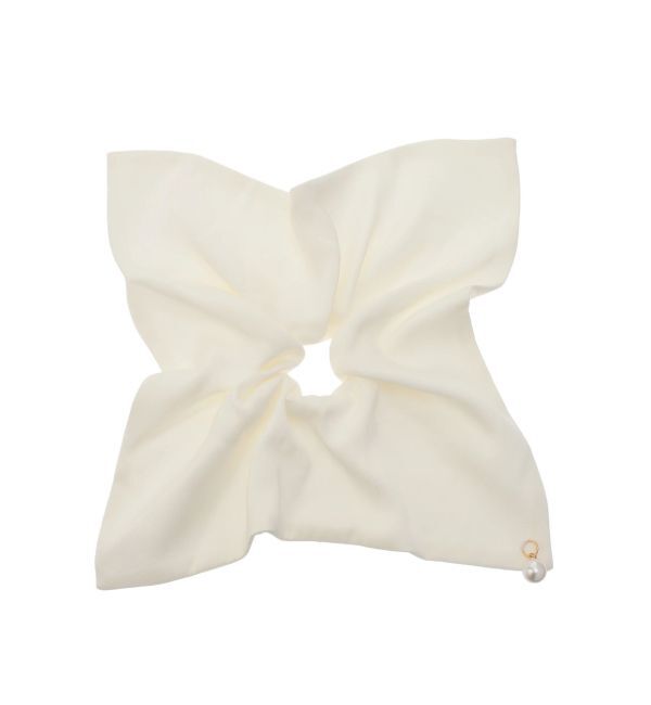 dazzlin「サテンパールスクエアシュシュ」|ヘアゴム・シュシュ|