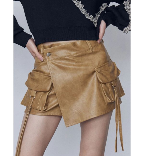 EMODA「カーゴラップフェイクレザーショートパンツ」|その他|ベージュ