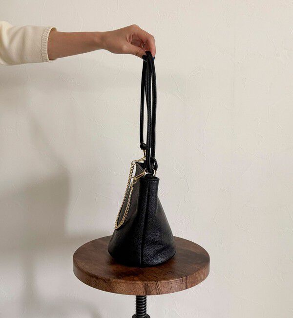 fredy emue「【AULENTTI/オーレンティ】シボレザーバケツチェーン&ショルダーバッグ」|ショルダー・メッセンジャー|