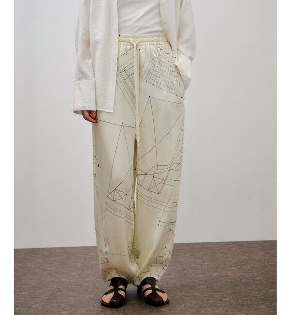 ADAM ET ROPE'「アーキテクチャープリントパンツ」|チノ|