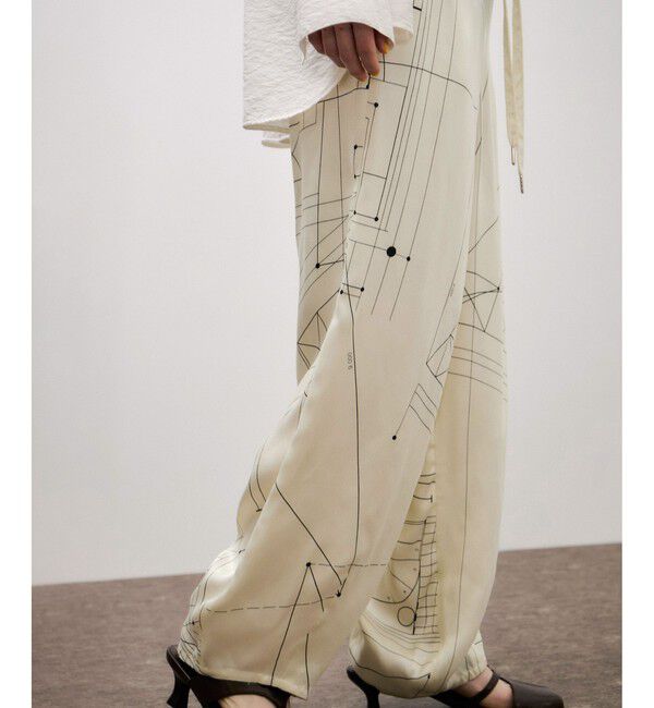 ADAM ET ROPE'「アーキテクチャープリントパンツ」|チノ|