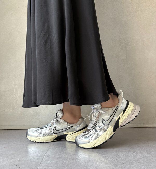  「【NIKE/ナイキ】 ウィメンズ V2K ラン」|スニーカー|