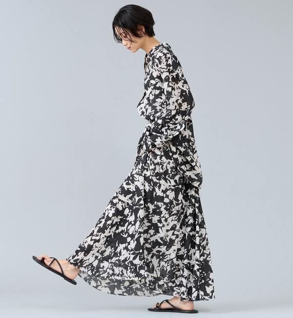 Liesse「強撚割繊フラワープリントギャザーロングスカート」|スカート|