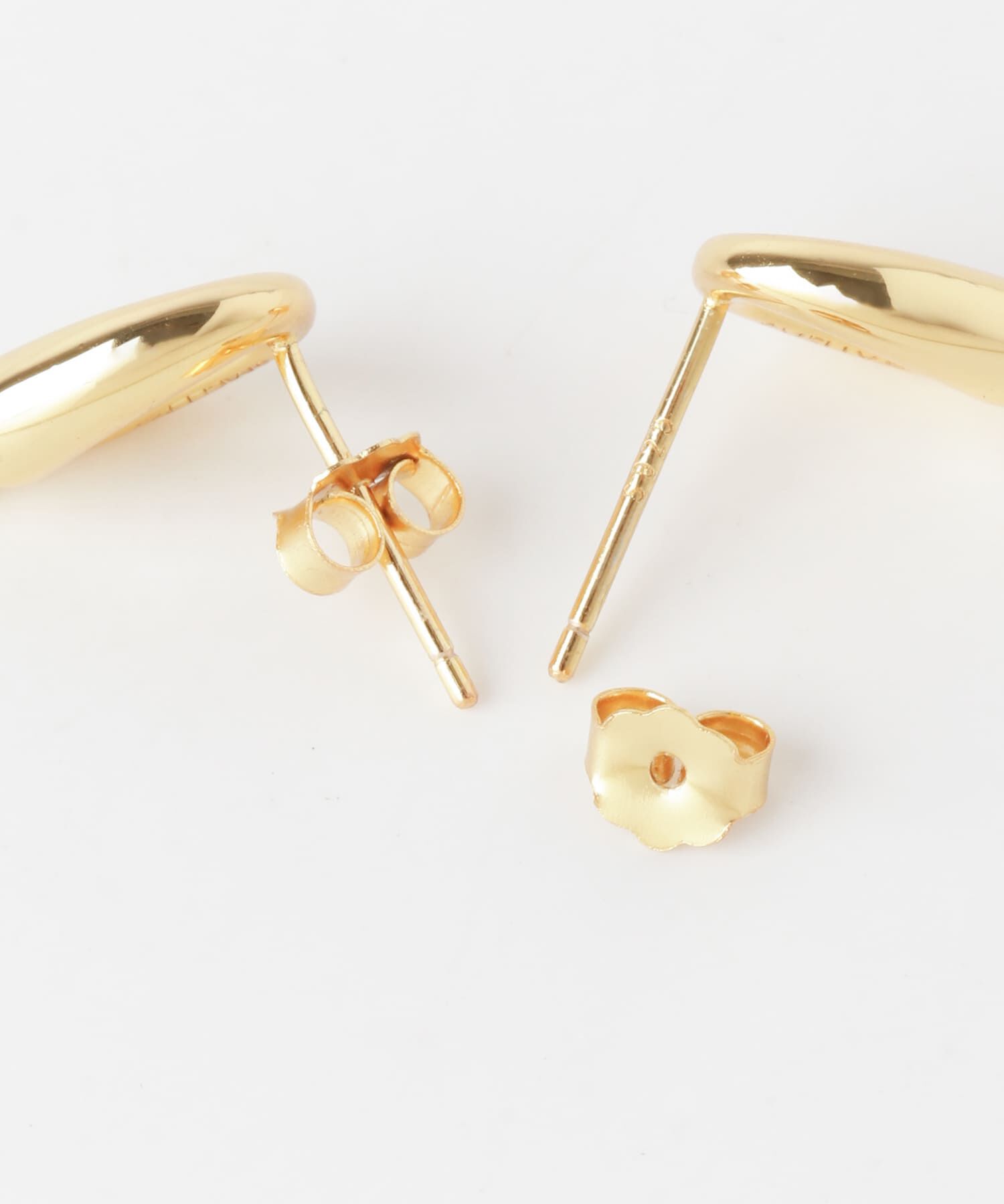 SMELLY「SMELLY so&rsquo;　asymmetric solid pierce」|ピアス|