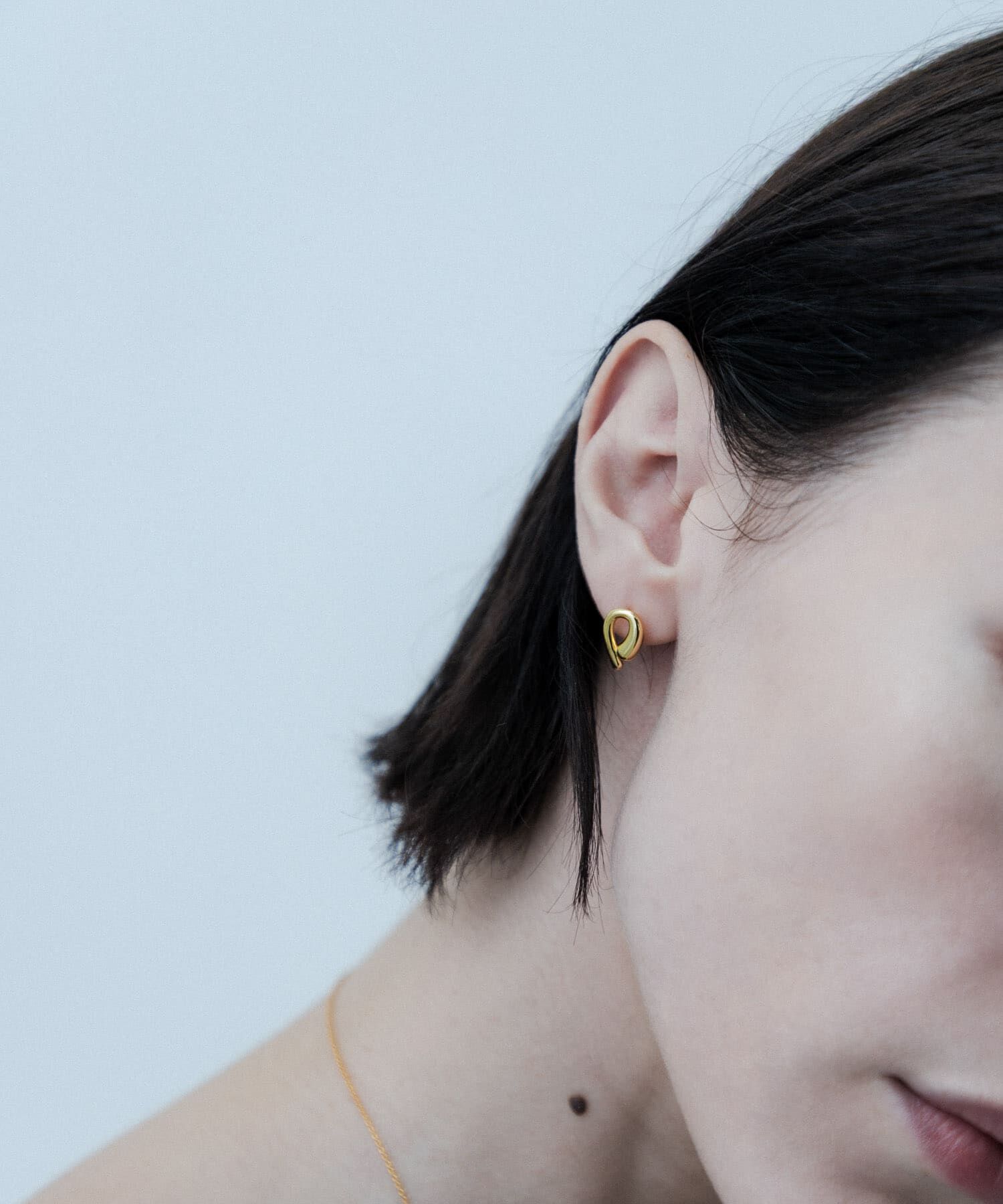 SMELLY「SMELLY so&rsquo;　asymmetric solid pierce」|ピアス|