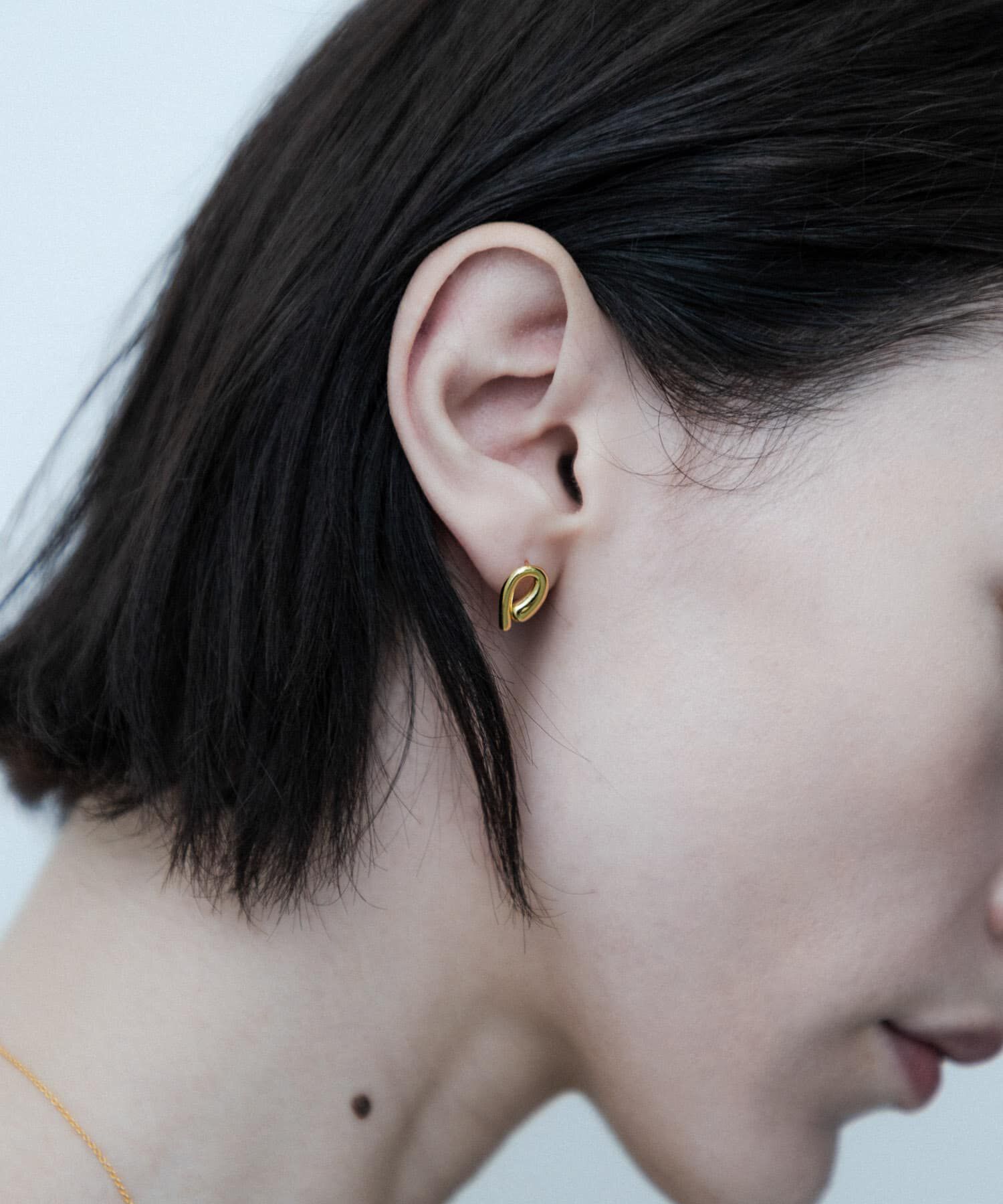 SMELLY「SMELLY so&rsquo;　asymmetric solid pierce」|ピアス|