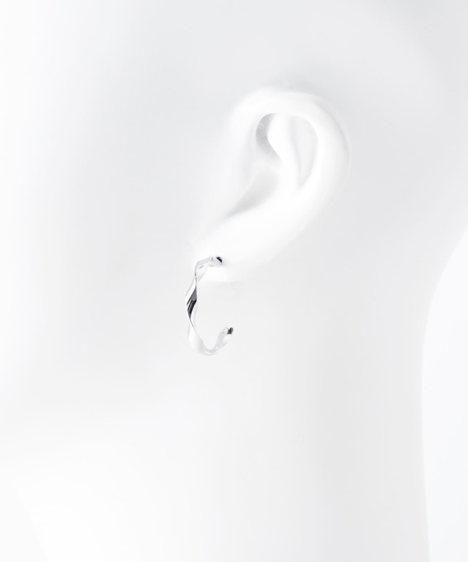 URBAN RESEARCH DOORS「ツイストフープピアス」|ピアス|