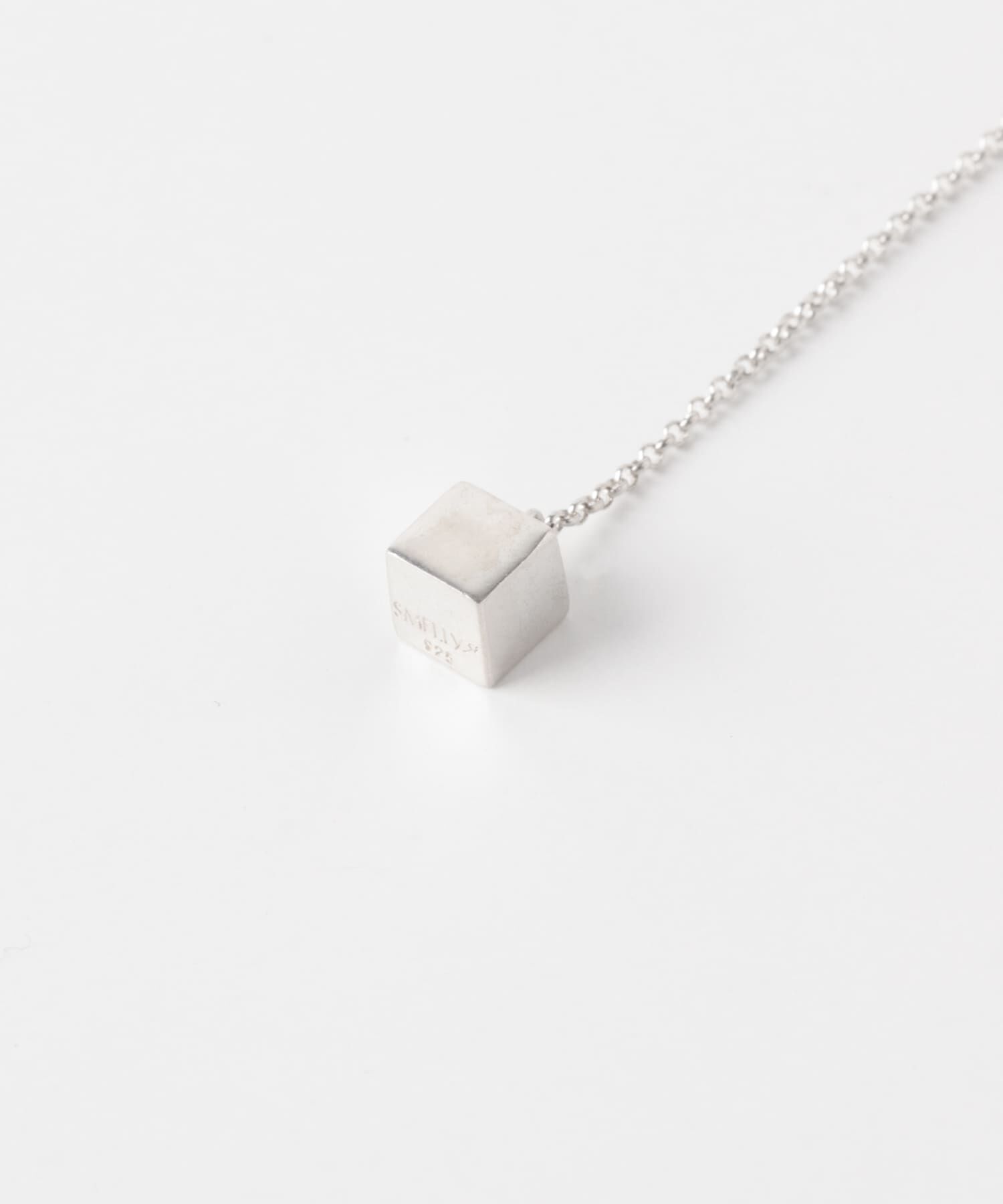 SMELLY「SMELLY so　cube chain  pierce」|ピアス|