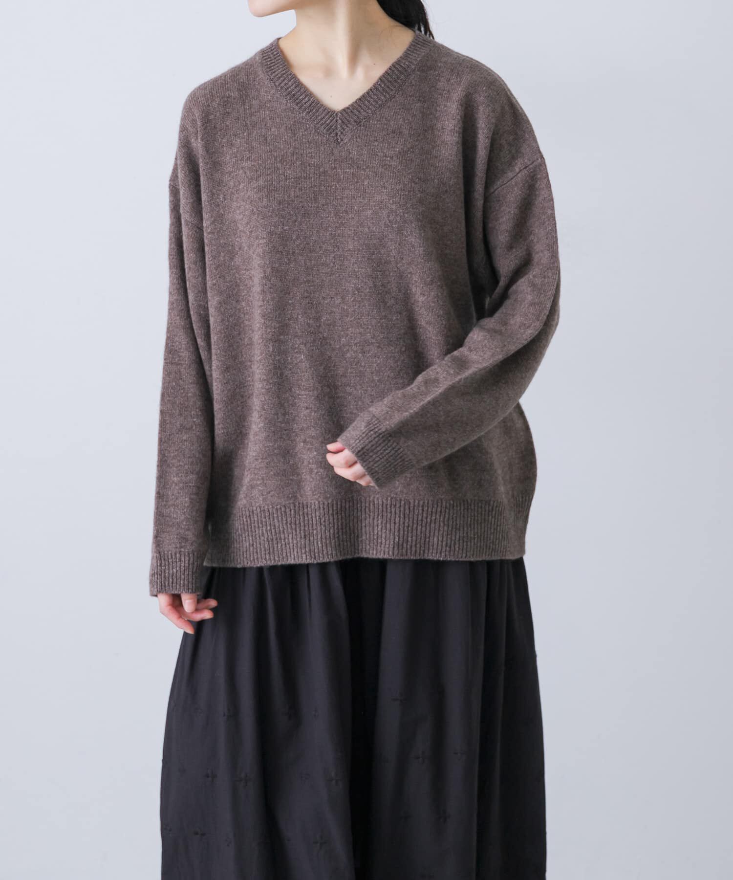 かぐれ「ヤクウールVネックニット」|ニット・セーター|