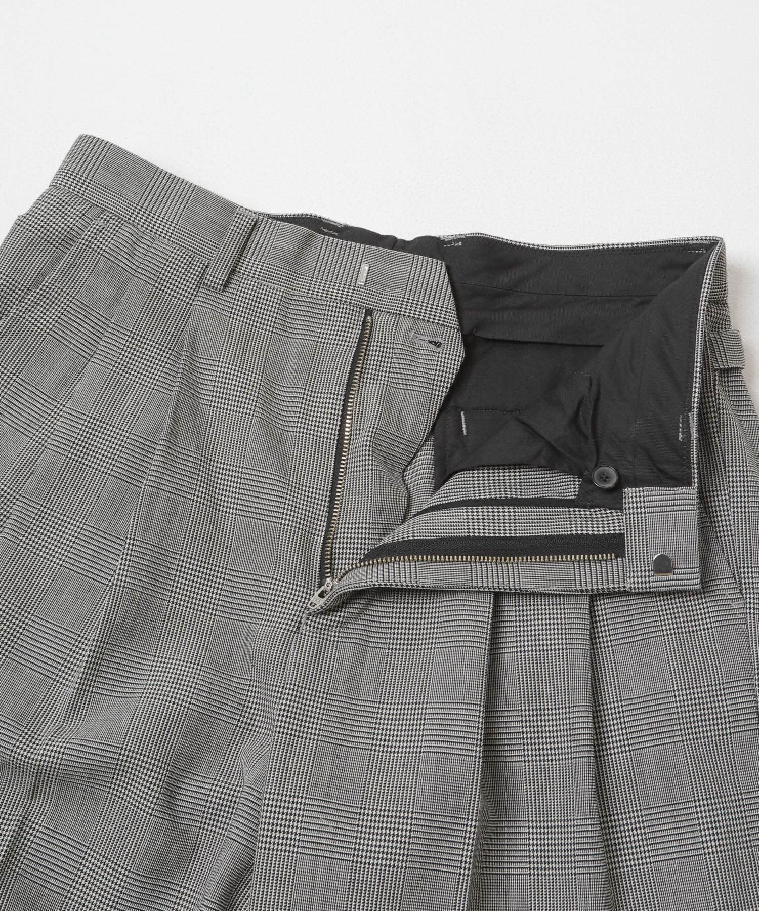 URBAN RESEARCH「new basic　HIGH TWIST WOOL TROUSER」|その他|