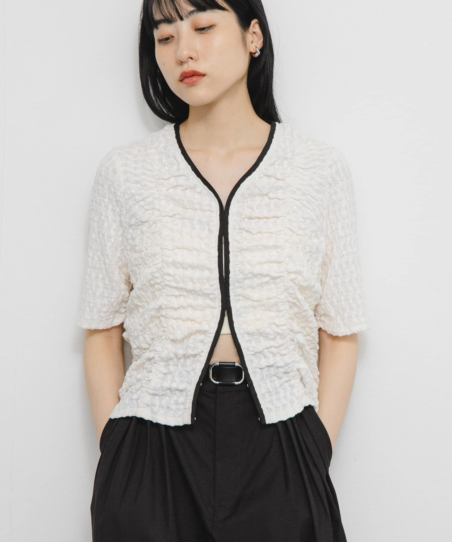  「シャーリングホックトップス」|Tシャツ・カットソー|アイボリー