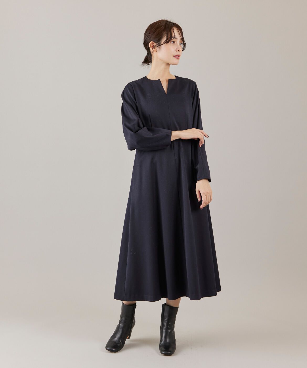 INED「《大きいサイズ》キーネックワンピース　」|ワンピース|