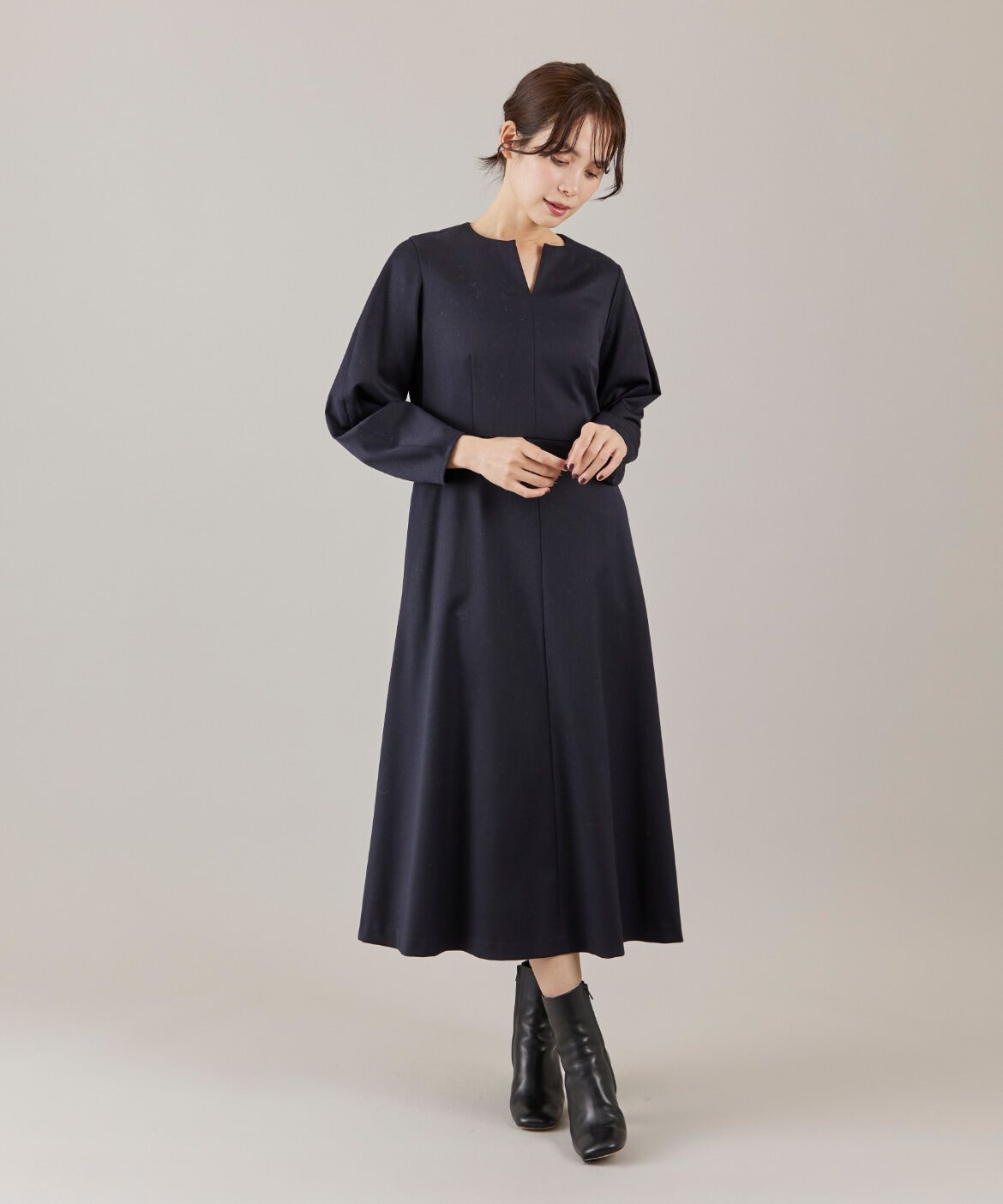 INED「《大きいサイズ》キーネックワンピース　」|ワンピース|